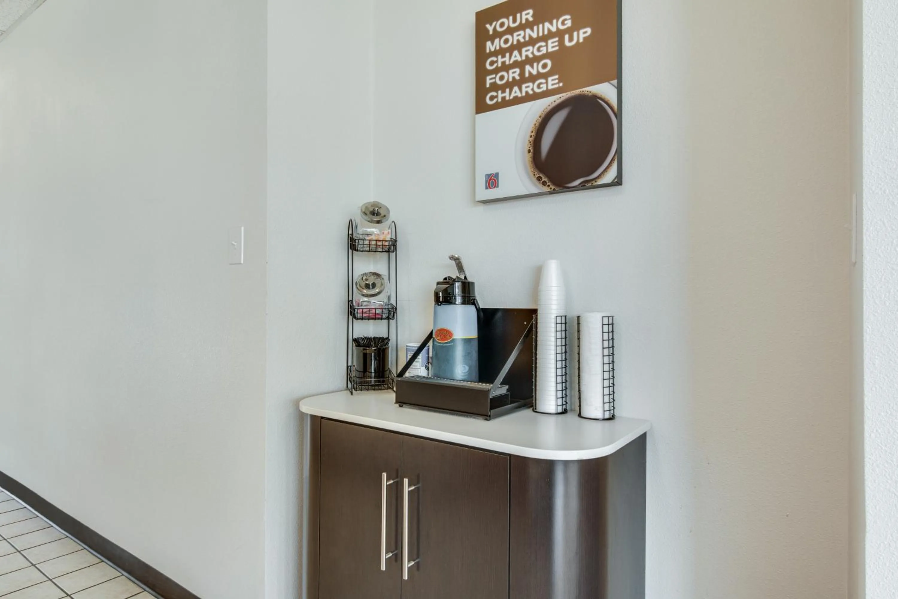 Drinks in Motel 6-Longview, TX - North