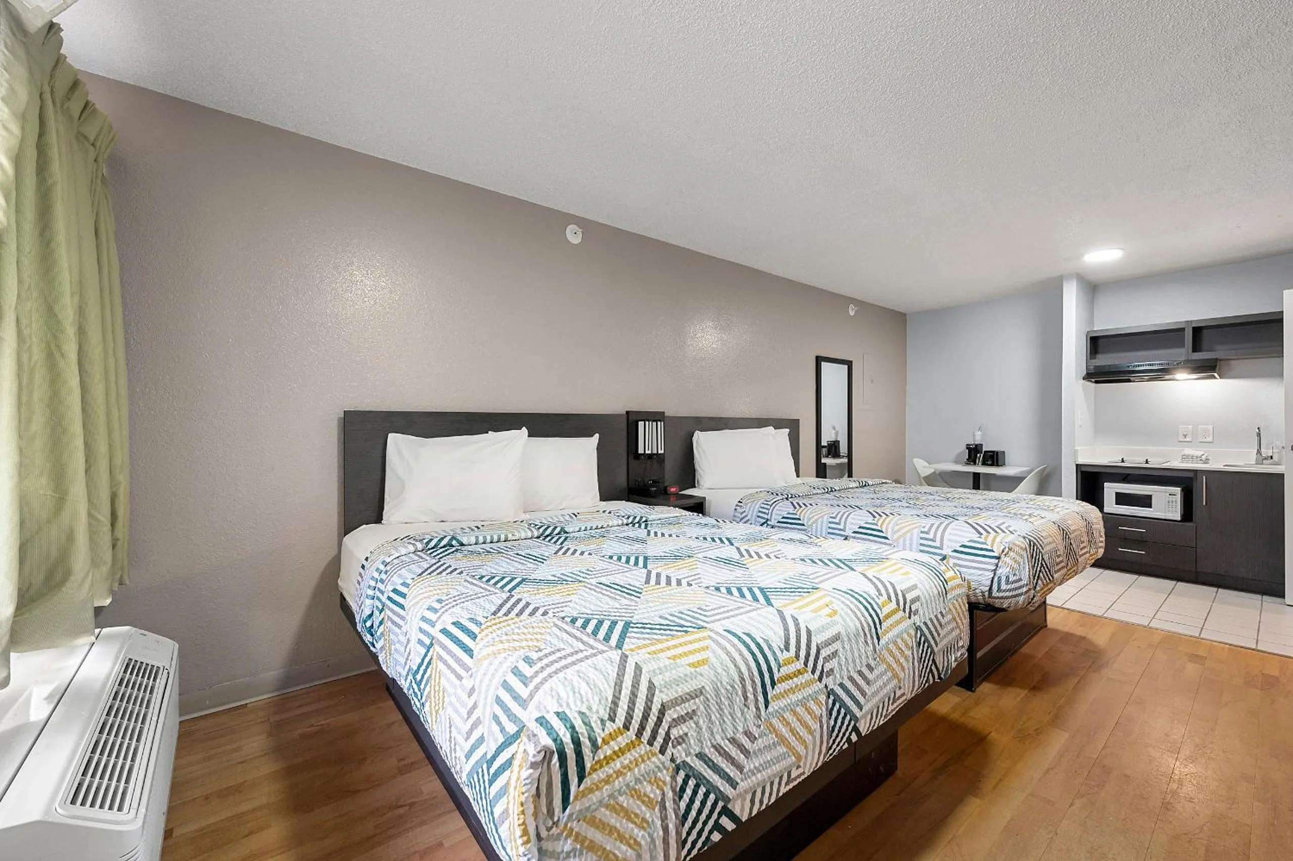 Bed in Studio 6-Roswell, GA - Atlanta