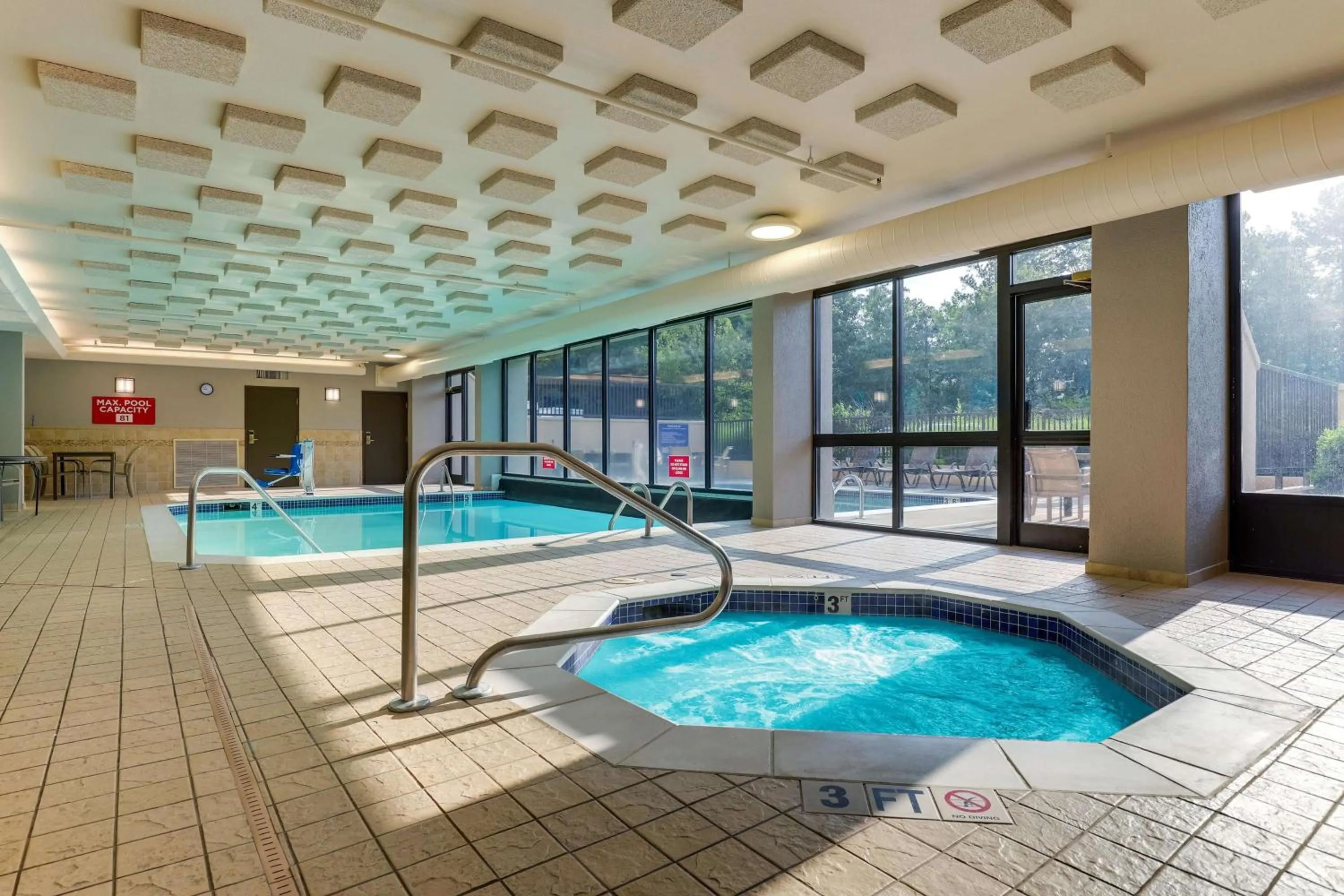 Pool view in Drury Inn & Suites Atlanta Marietta