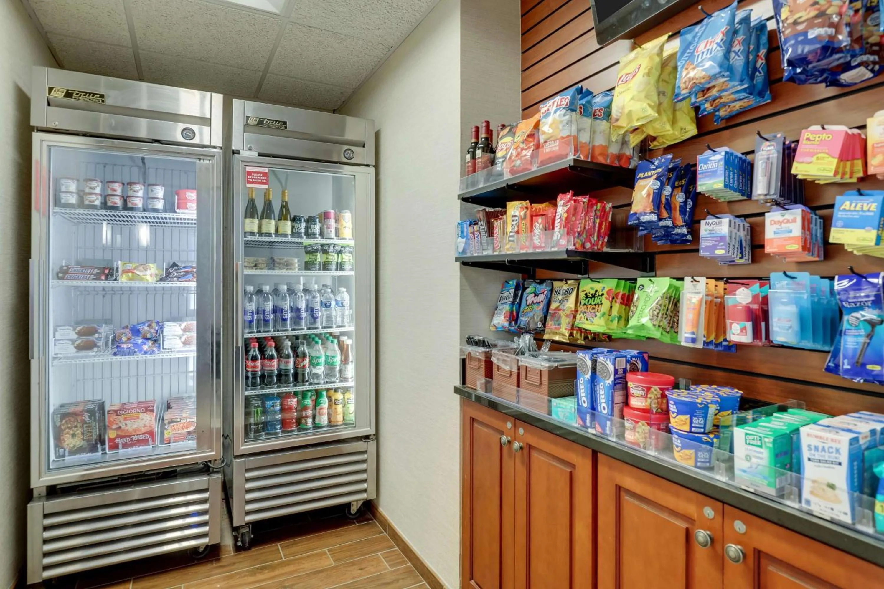 Property building in Drury Inn & Suites Charlotte University Place