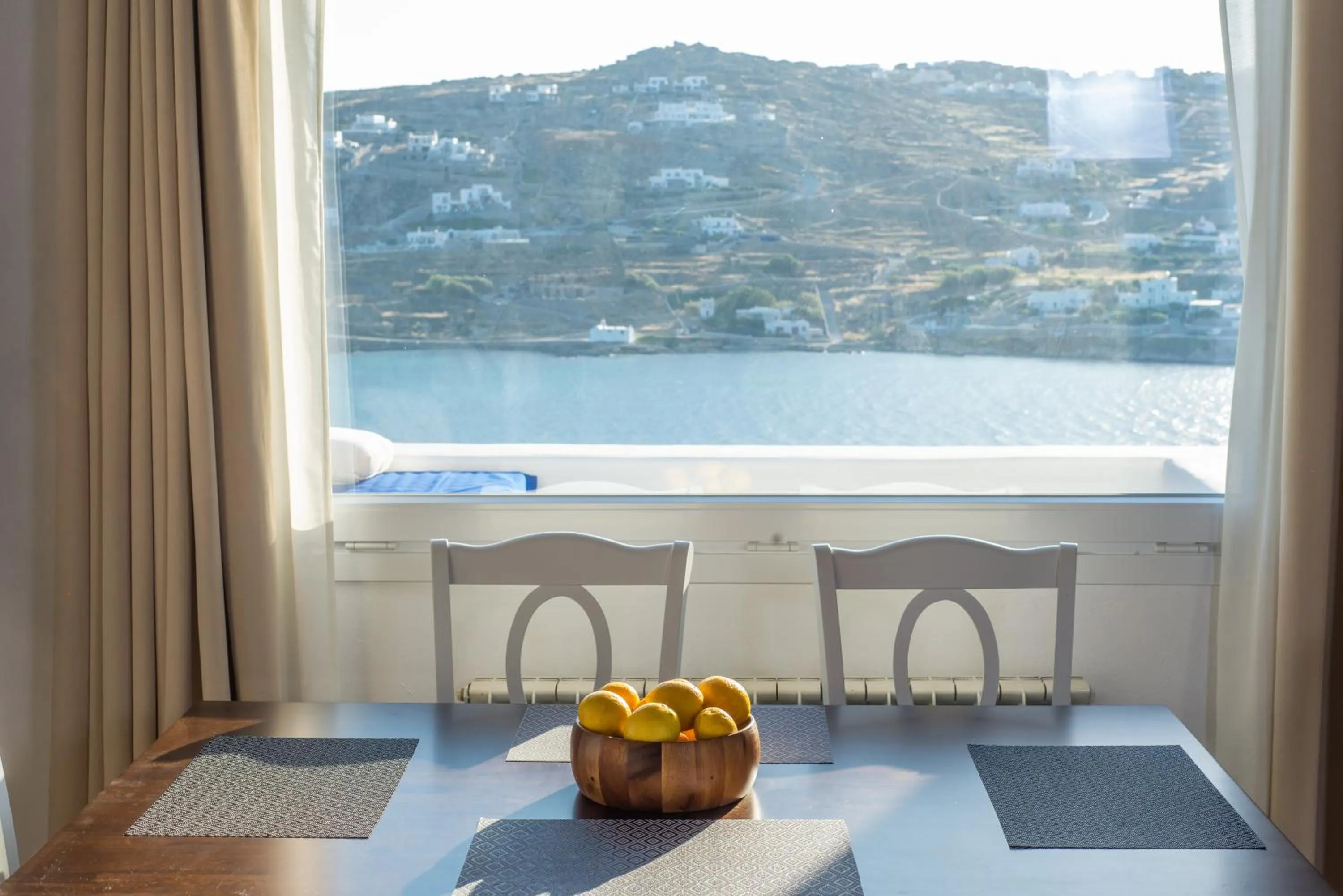 The Corfos Hills House