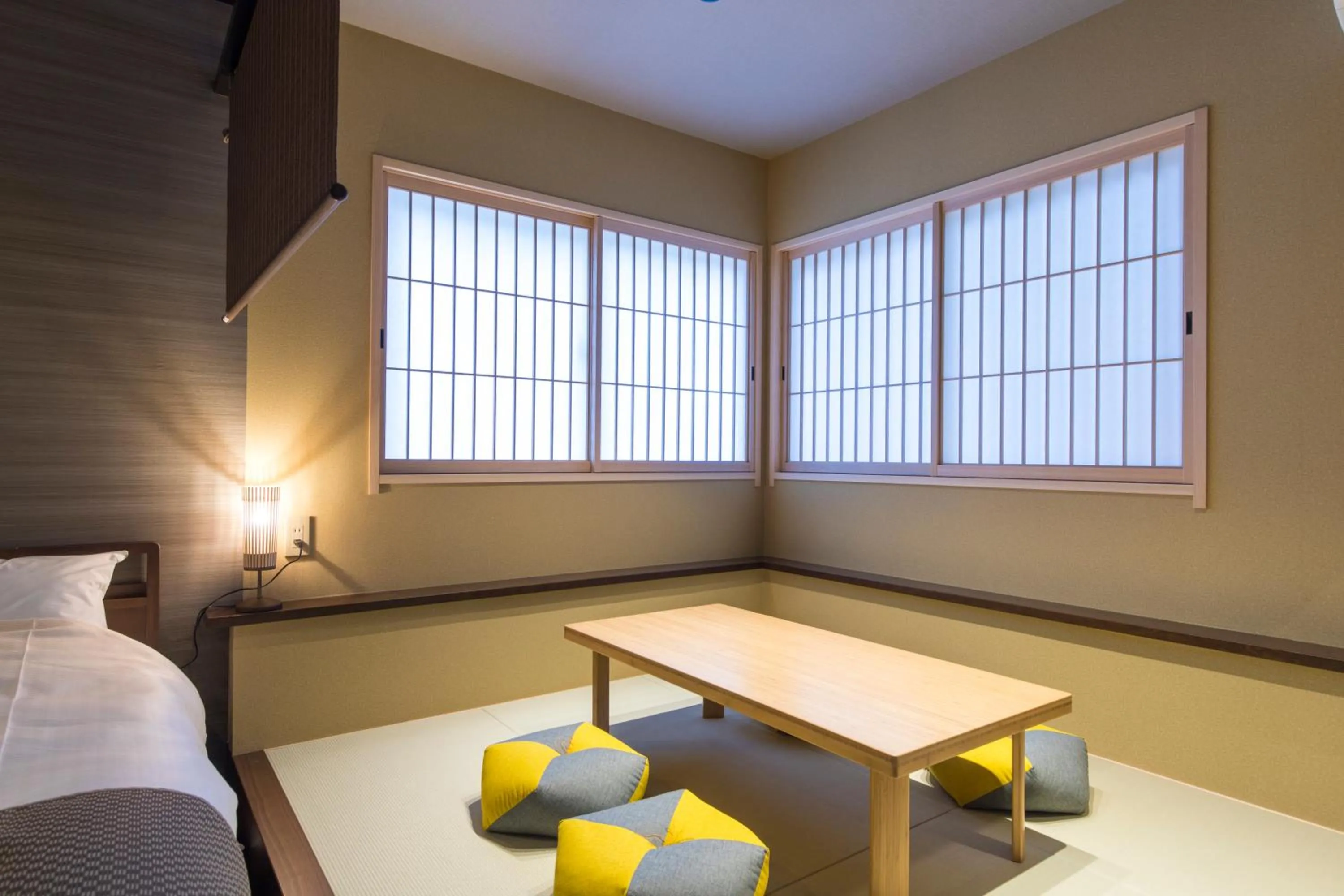 Photo of the whole room, Bed in Hanaakari