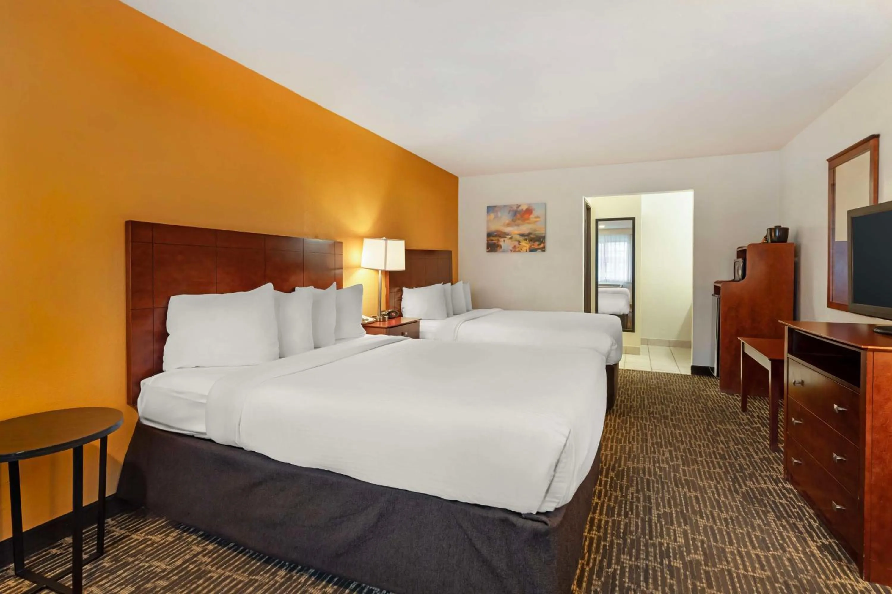 Bedroom, Bed in Sonoma Winegrower's Inn