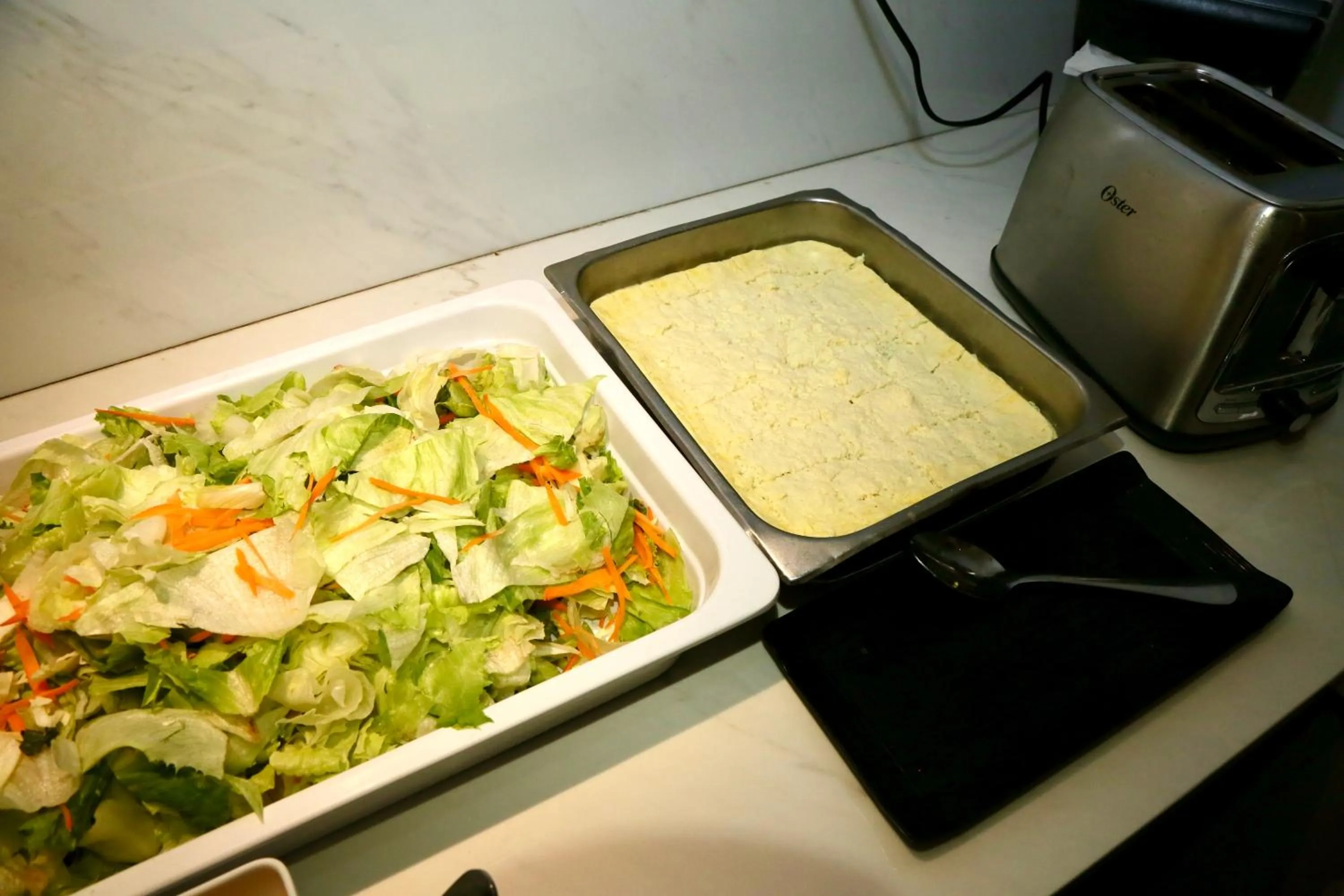 Breakfast in Lincoln Hotel Monterey Park Los Angeles