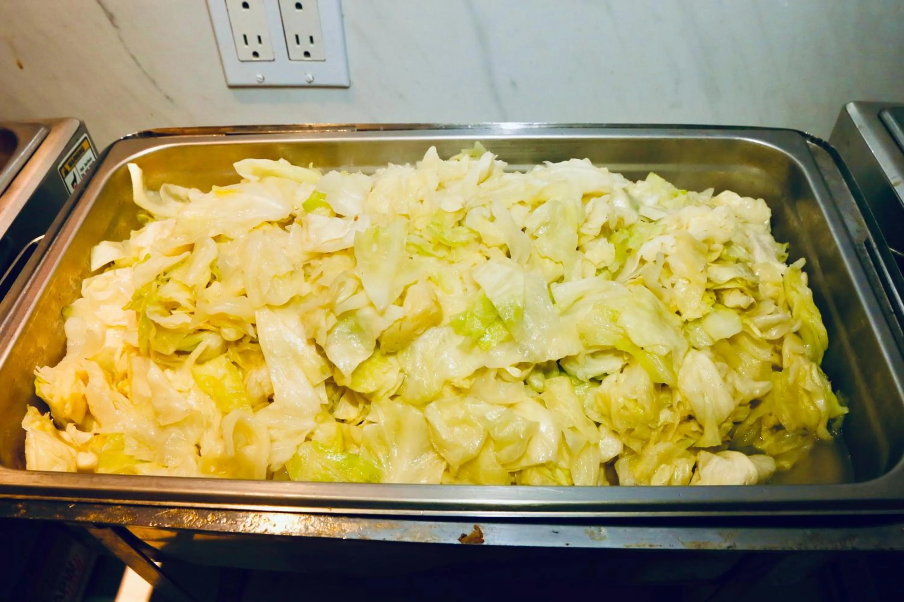 Breakfast in Lincoln Hotel Monterey Park Los Angeles