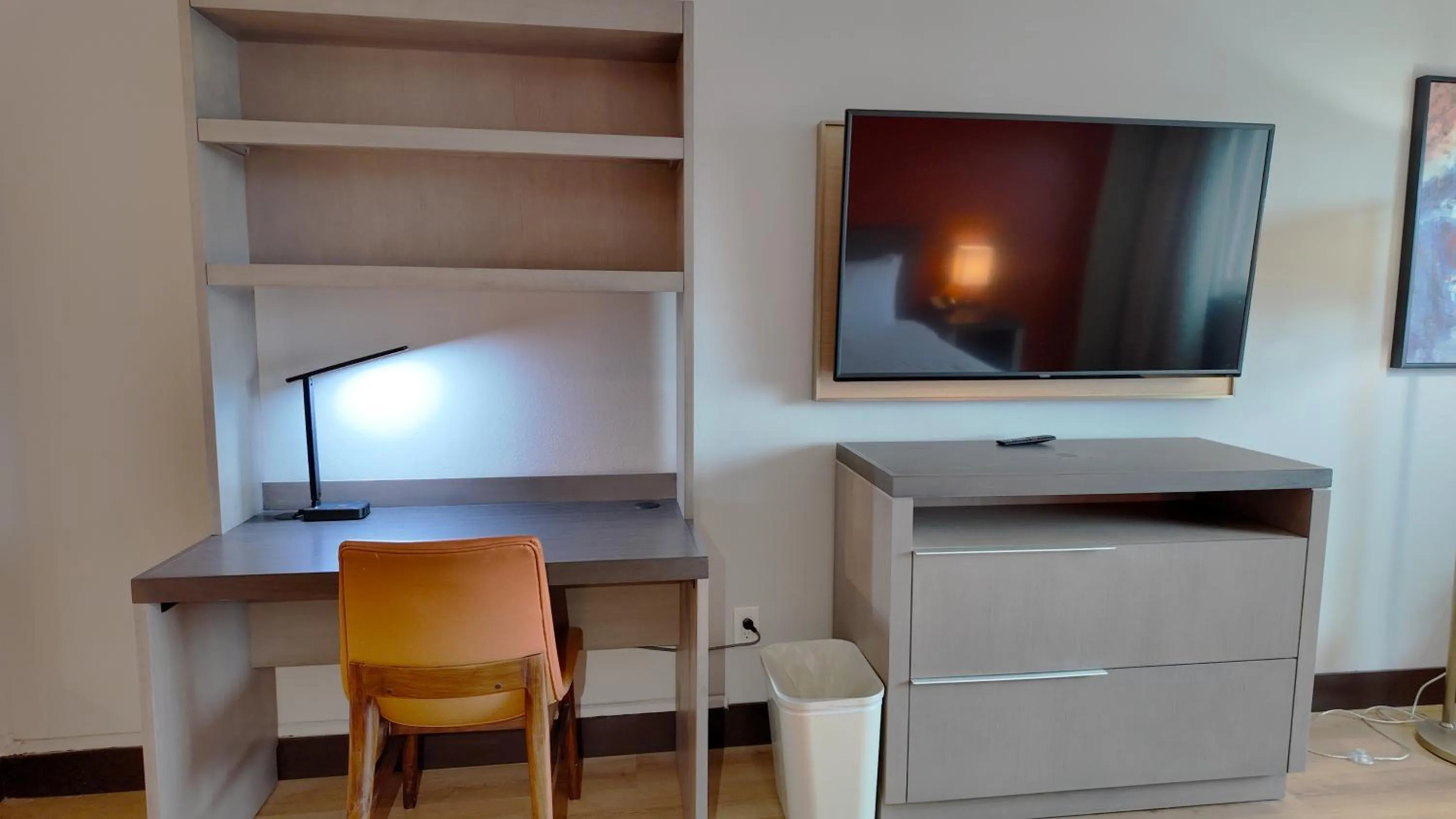 Communal lounge/ TV room in Lincoln Hotel Monterey Park Los Angeles