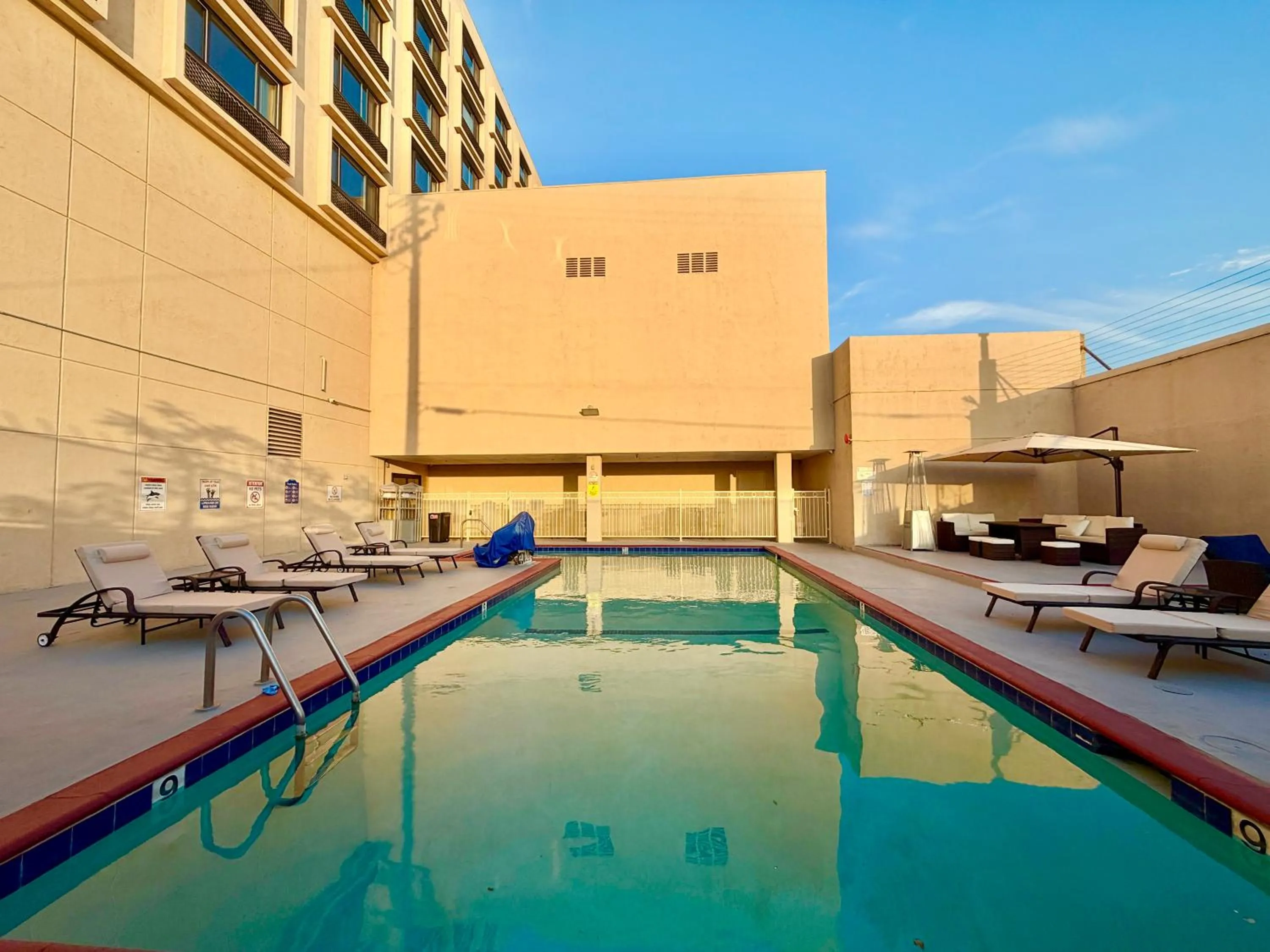 Lincoln Hotel Monterey Park Los Angeles