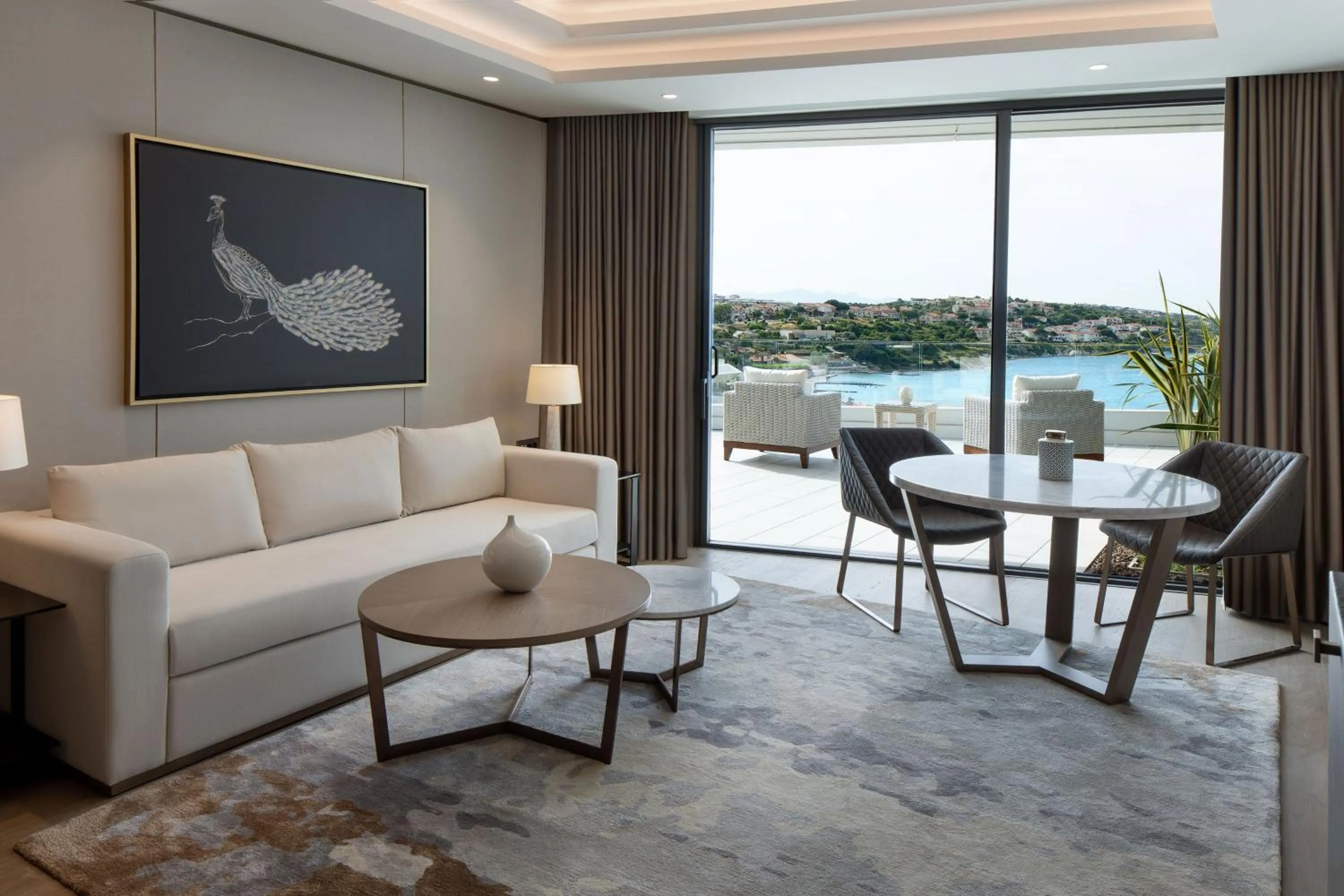 Living room in Reges, a Luxury Collection Resort & Spa, Cesme