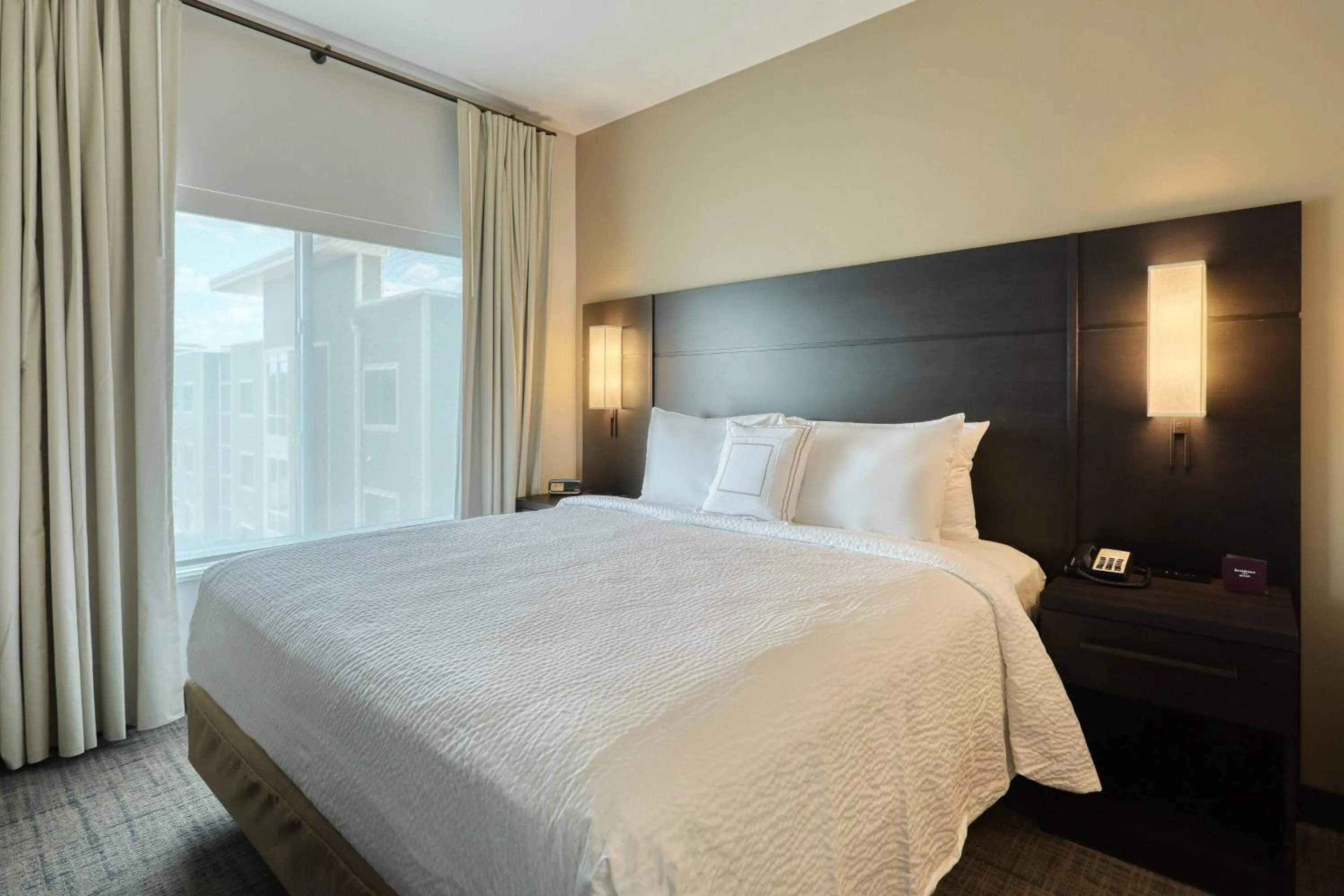 Photo of the whole room, Bed in Residence Inn by Marriott Harrisburg North