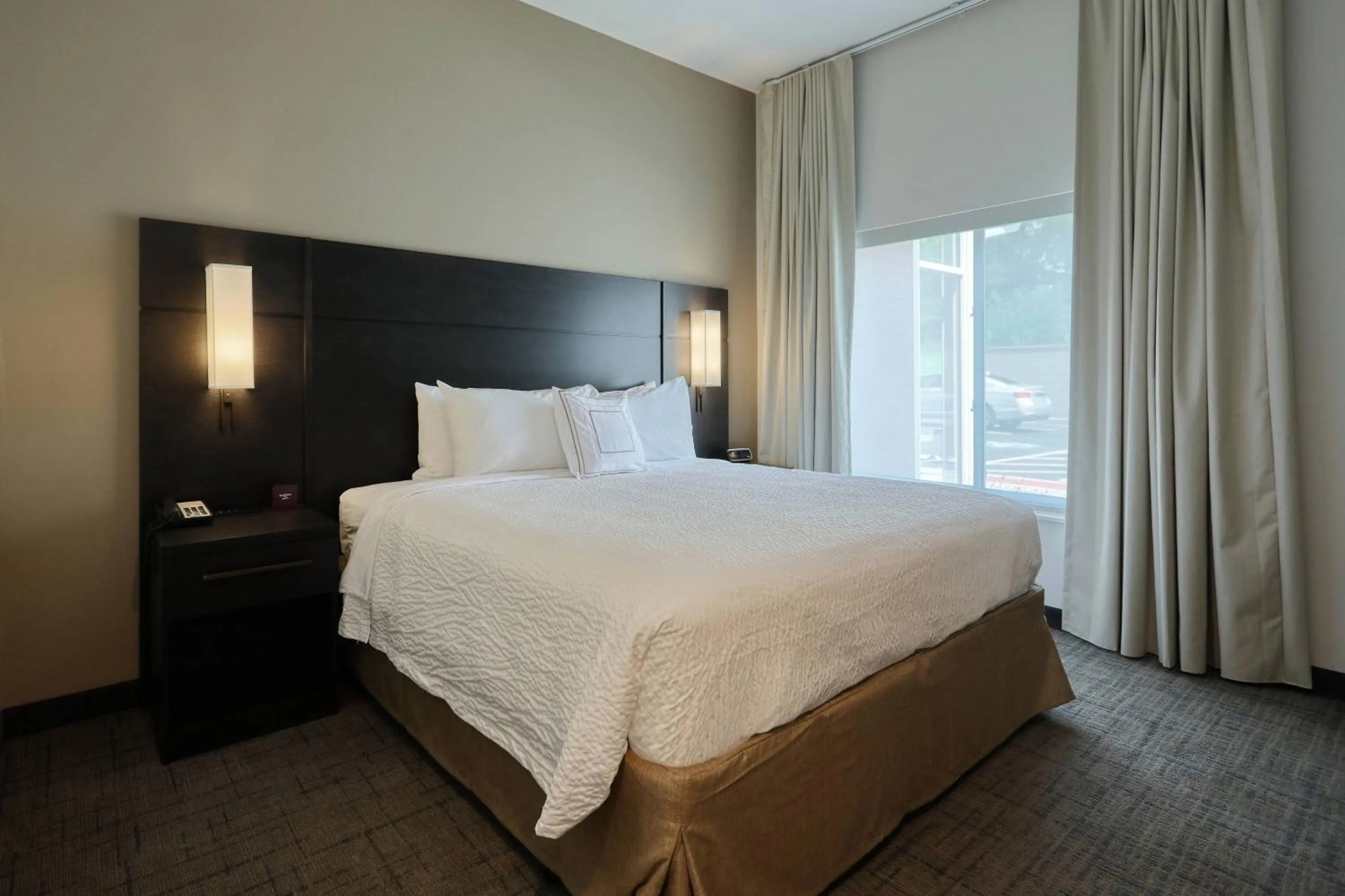 Bedroom, Bed in Residence Inn by Marriott Harrisburg North