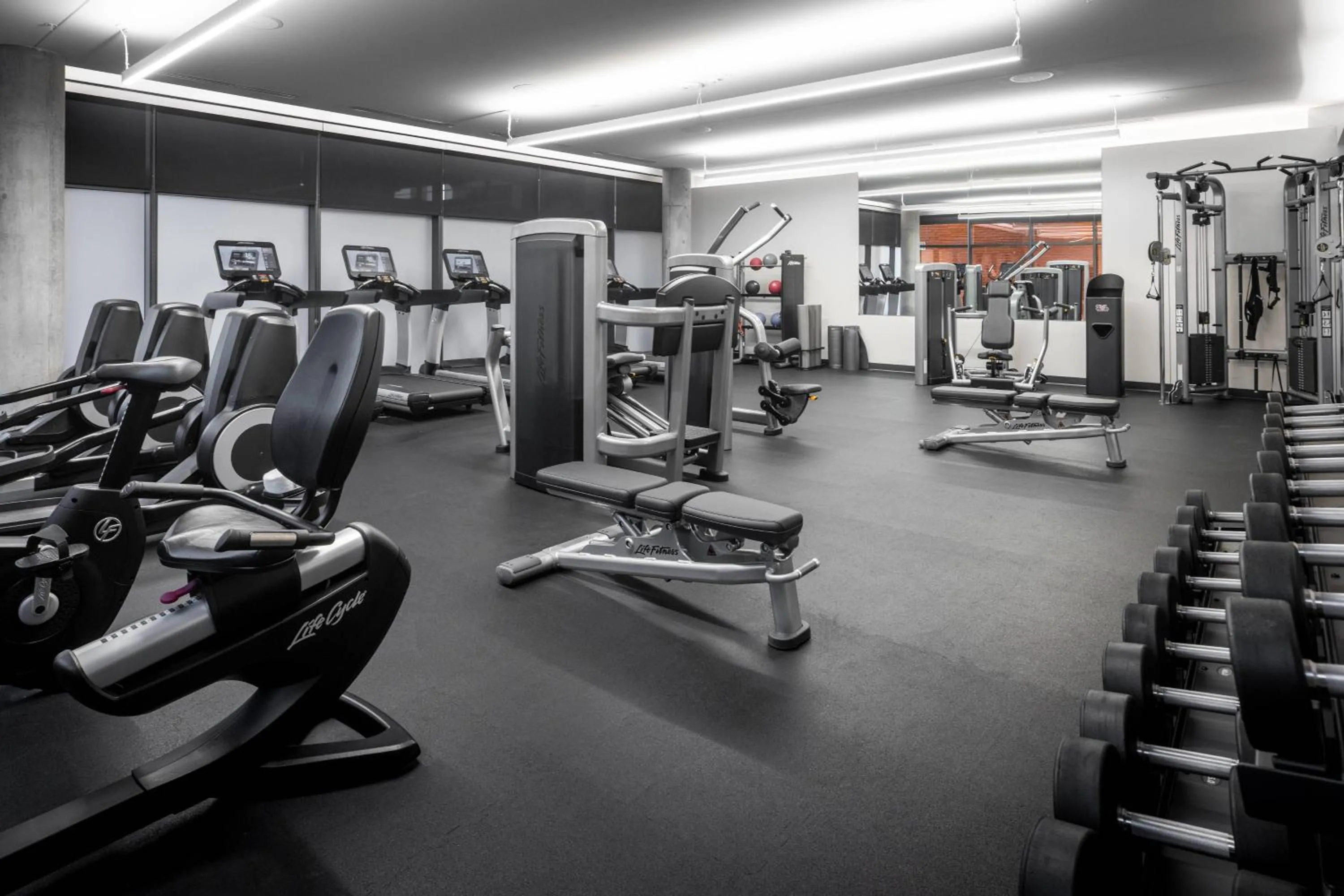 Fitness centre/facilities in Hotel Distil, Autograph Collection