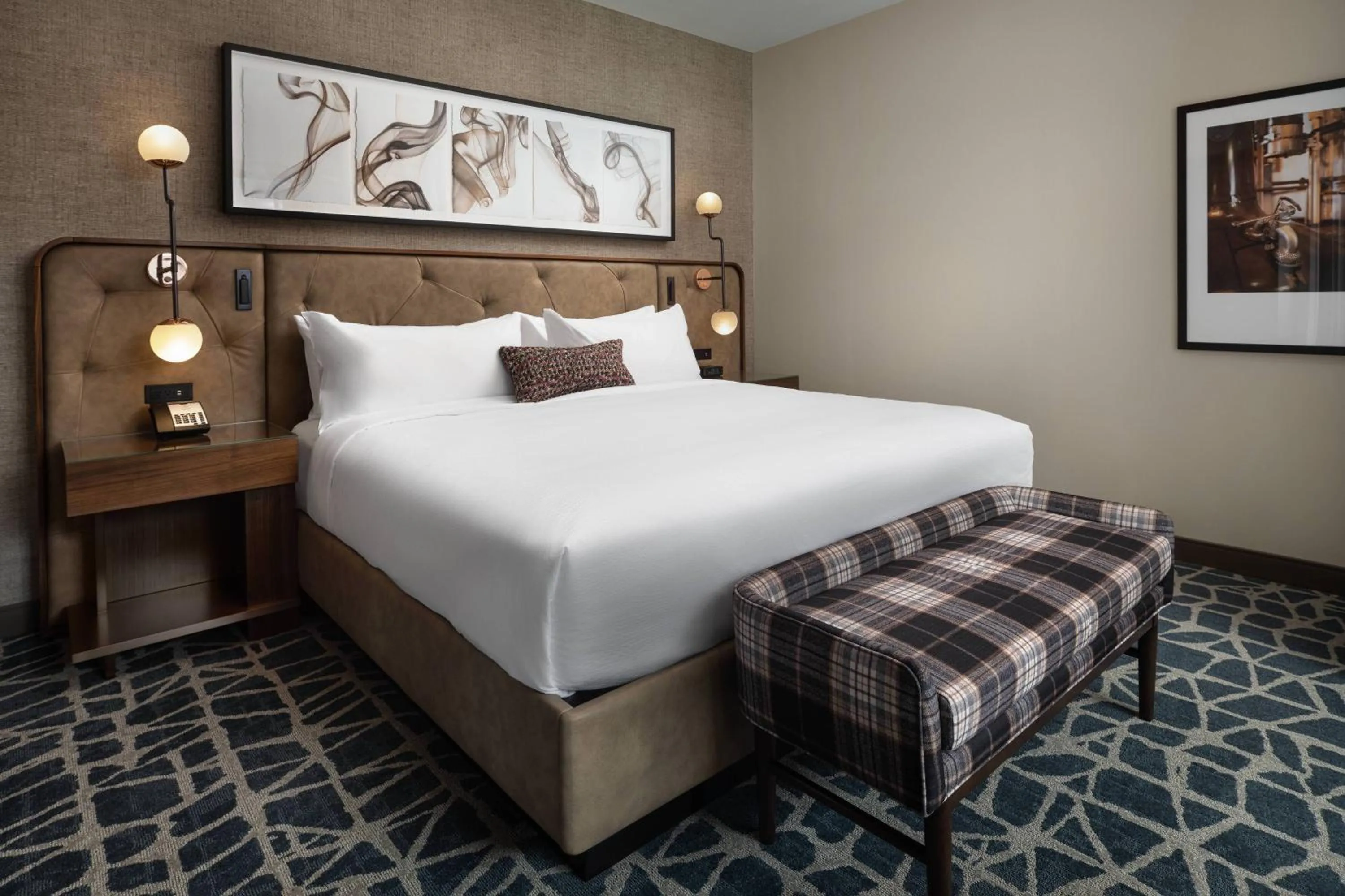 Bedroom, Bed in Hotel Distil, Autograph Collection