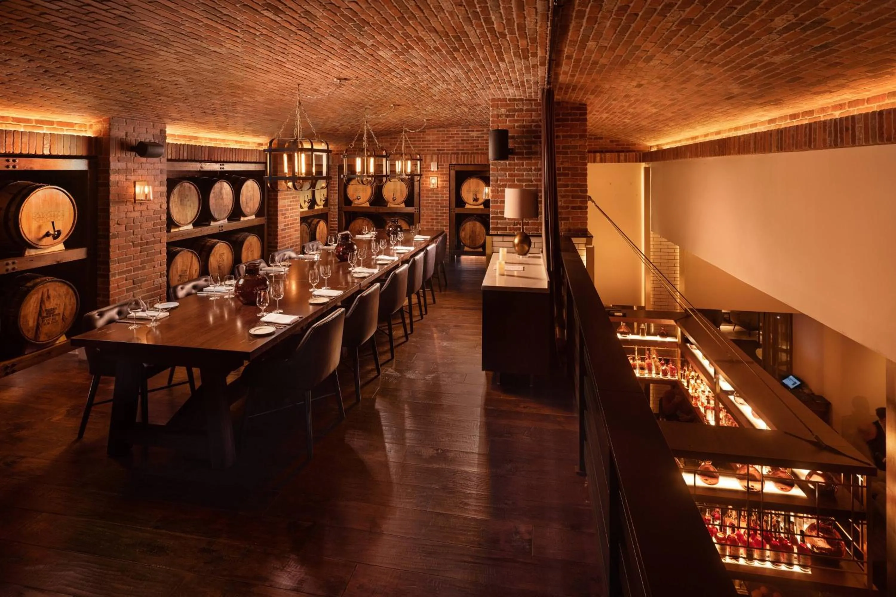 Lounge or bar in Hotel Distil, Autograph Collection