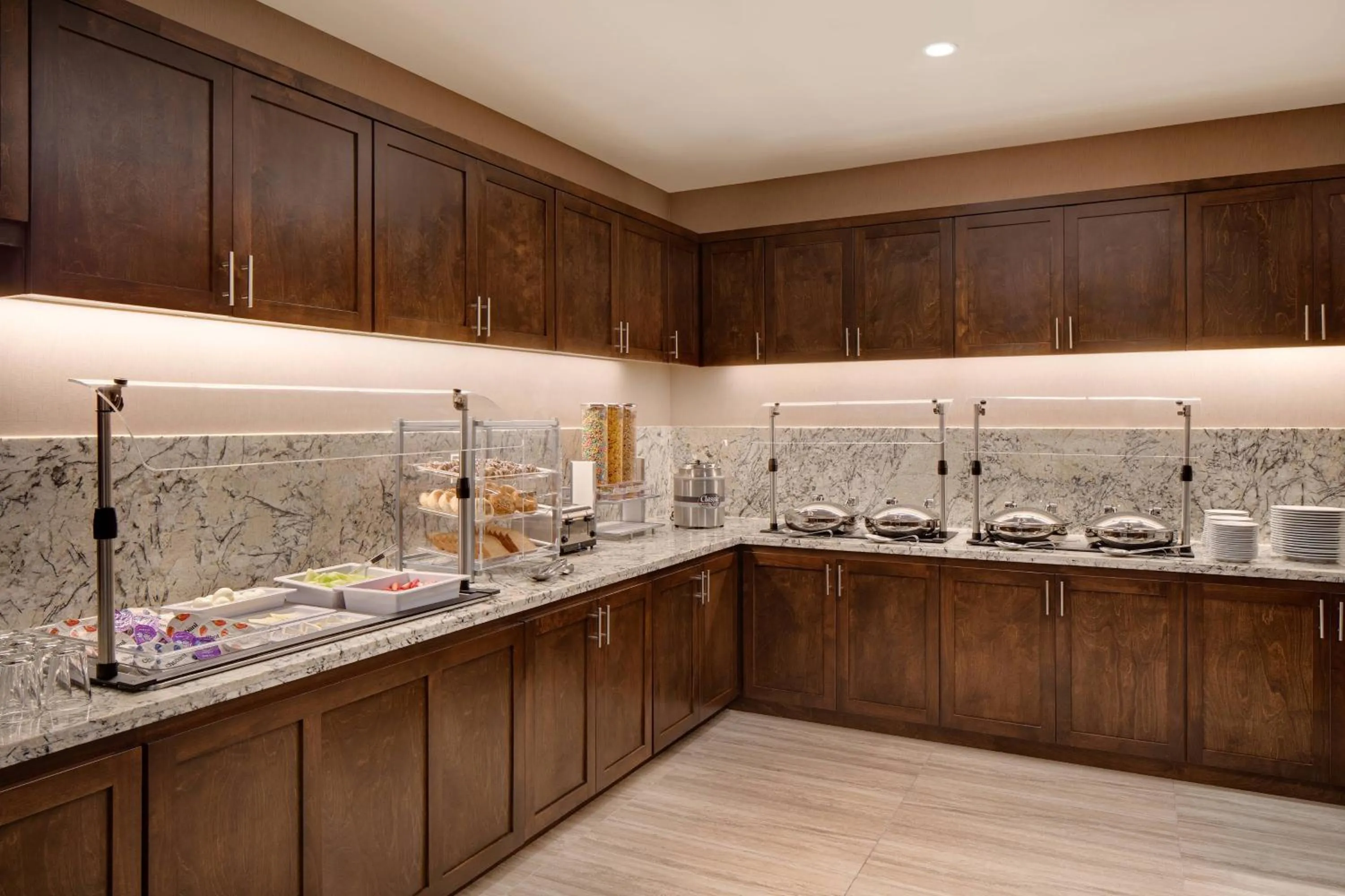 Breakfast in Residence Inn by Marriott Seattle South/Renton