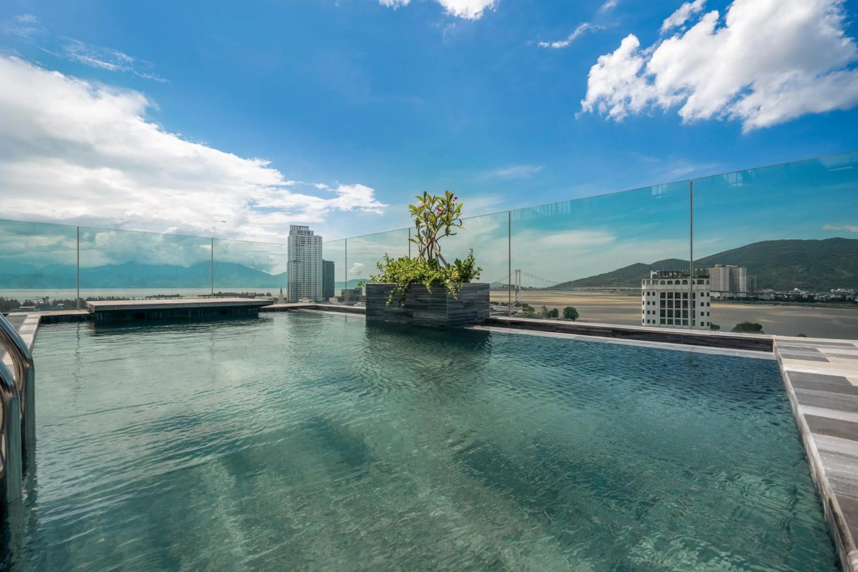 Swimming pool in Rest Hotel & Apartment