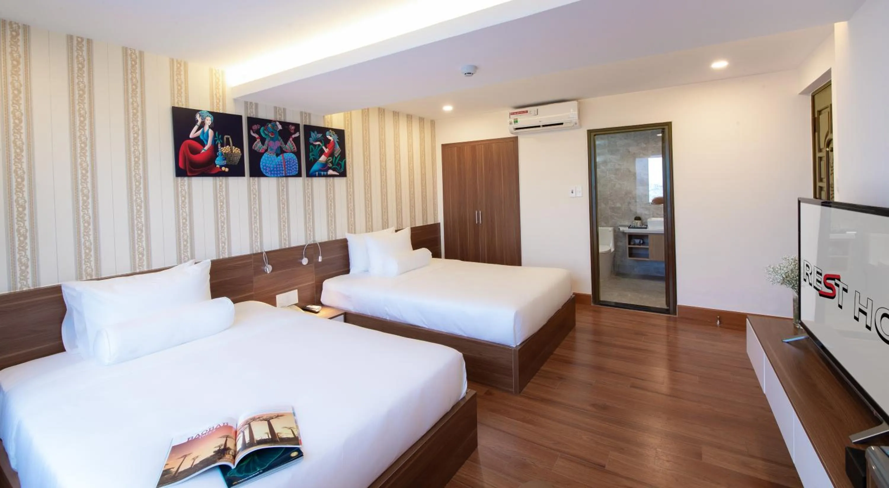 Bed in Rest Hotel & Apartment