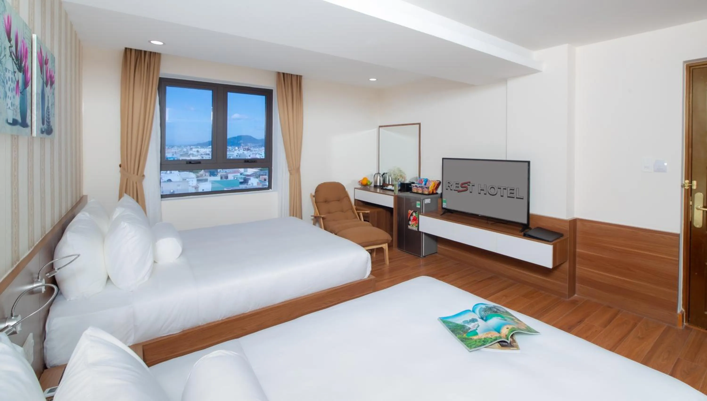 Bed in Rest Hotel & Apartment