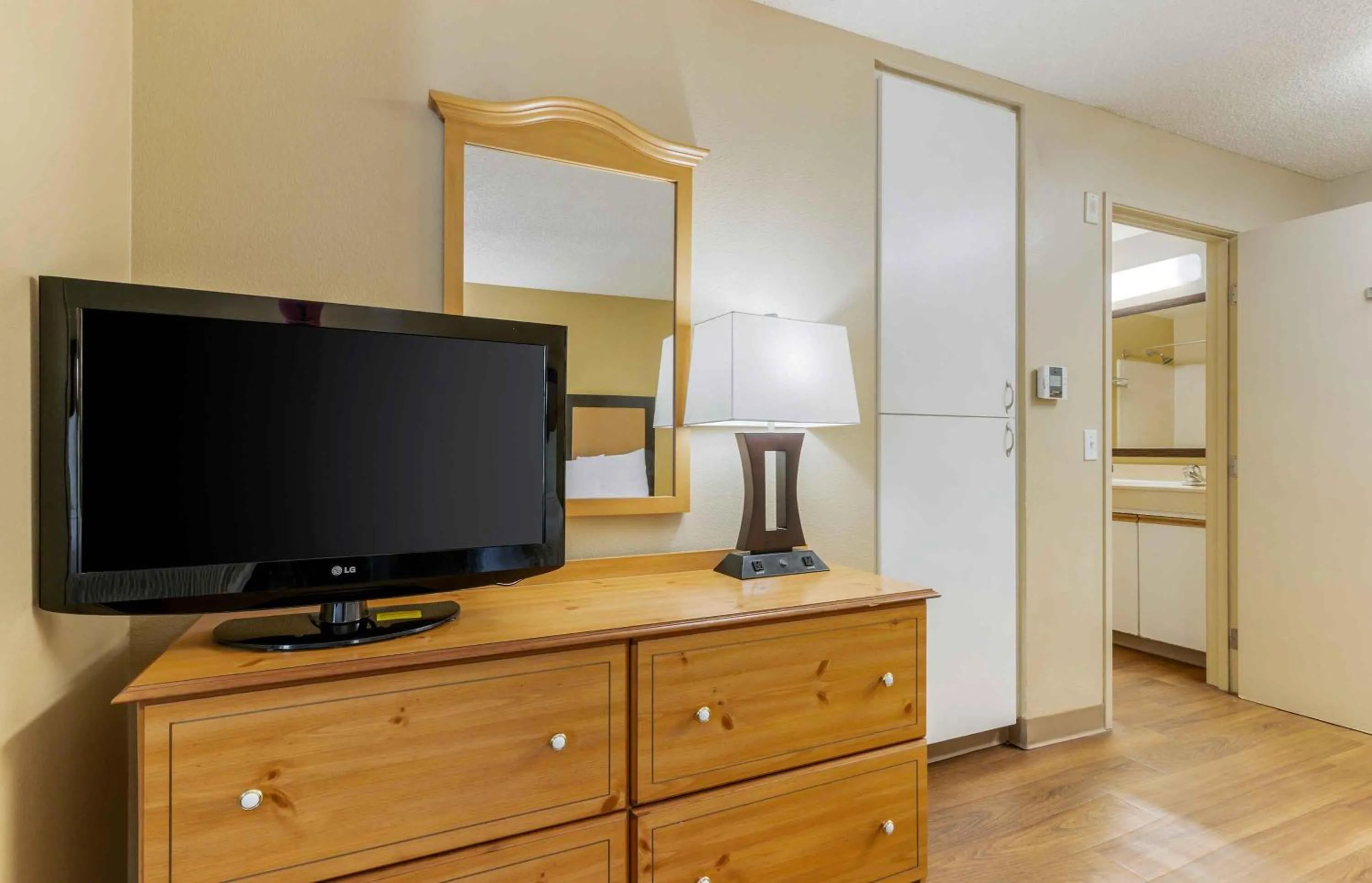 Bedroom in Extended Stay America Suites - San Jose - Sunnyvale