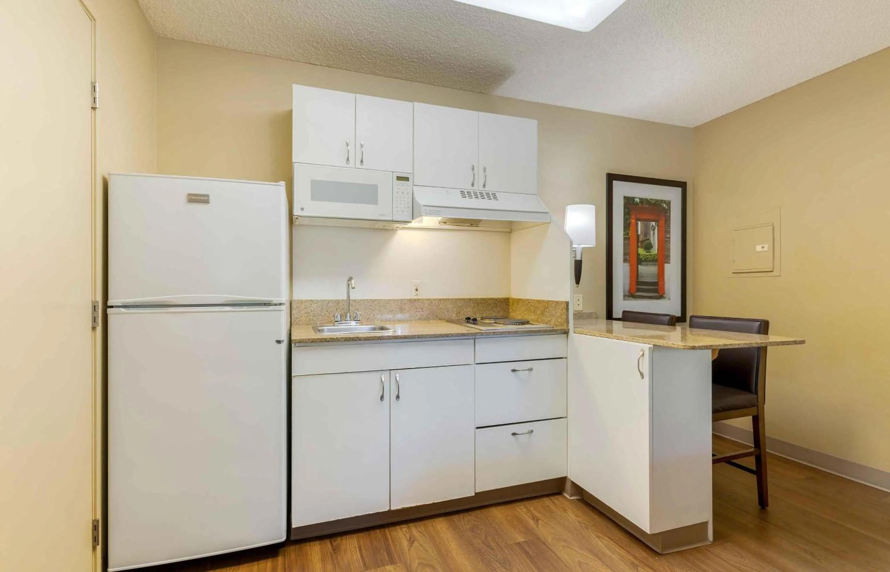 Kitchen or kitchenette in Extended Stay America Suites - San Jose - Sunnyvale