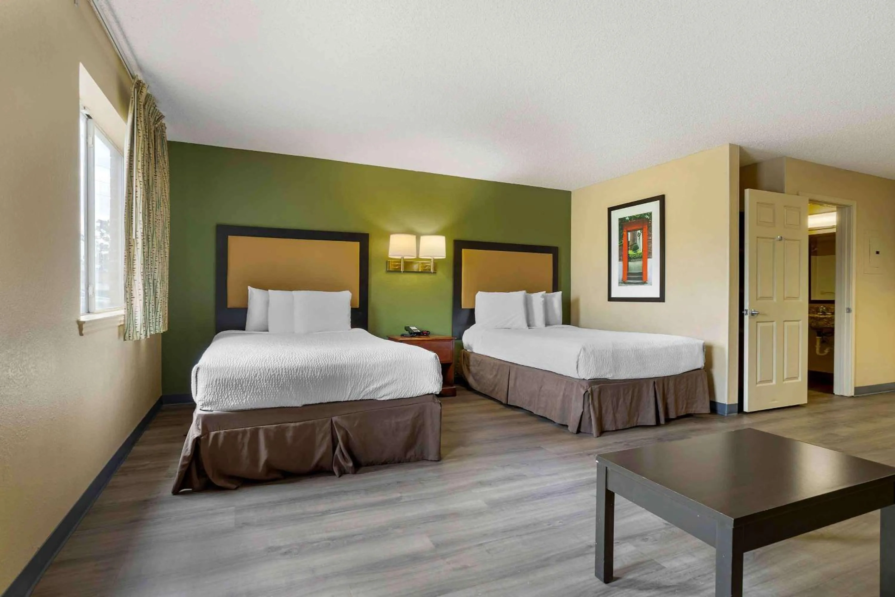 Bedroom, Bed in Extended Stay America Select Suites - Houston - Sugar Land