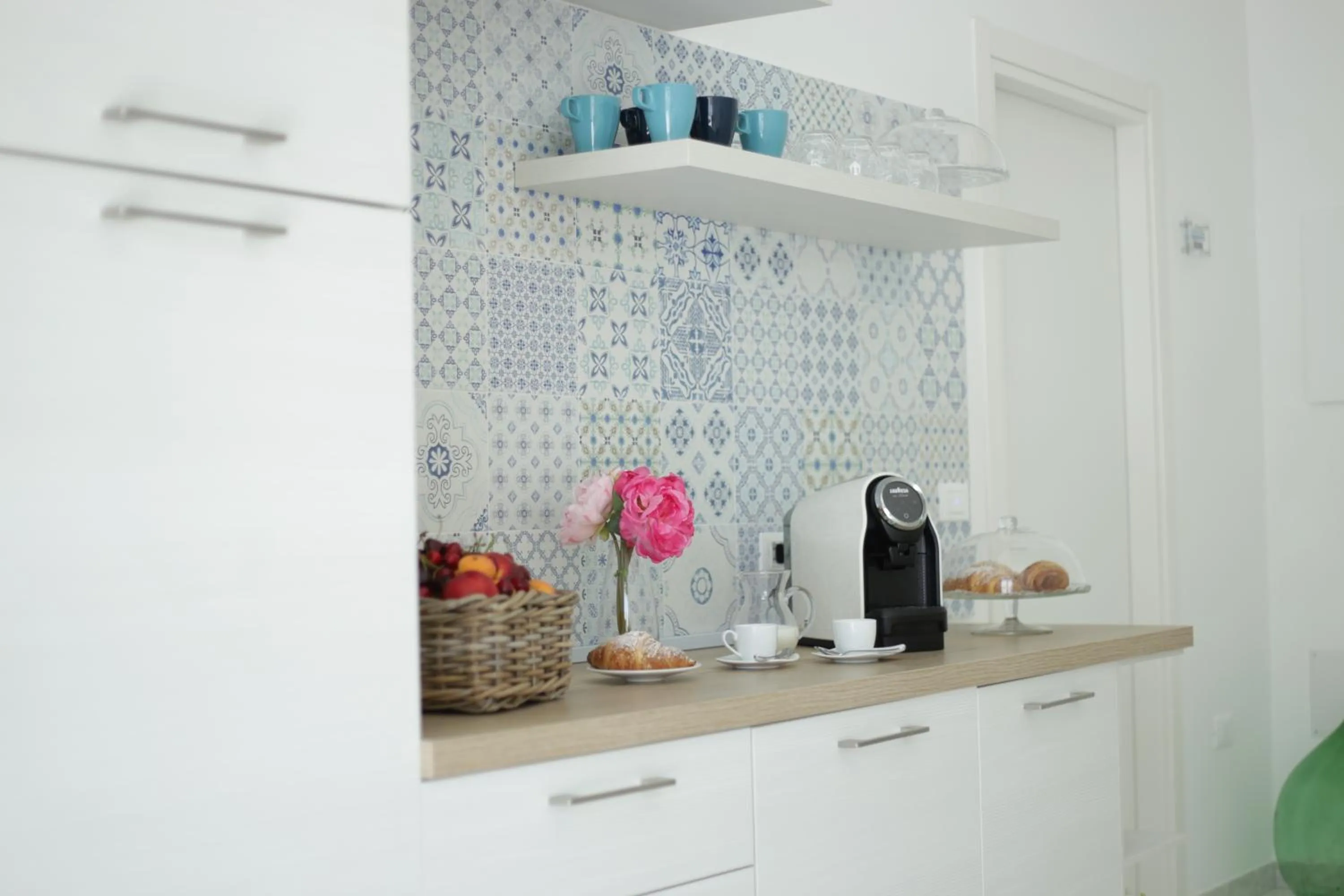 Communal lounge/ TV room in Petra Solis by Jdvacanze