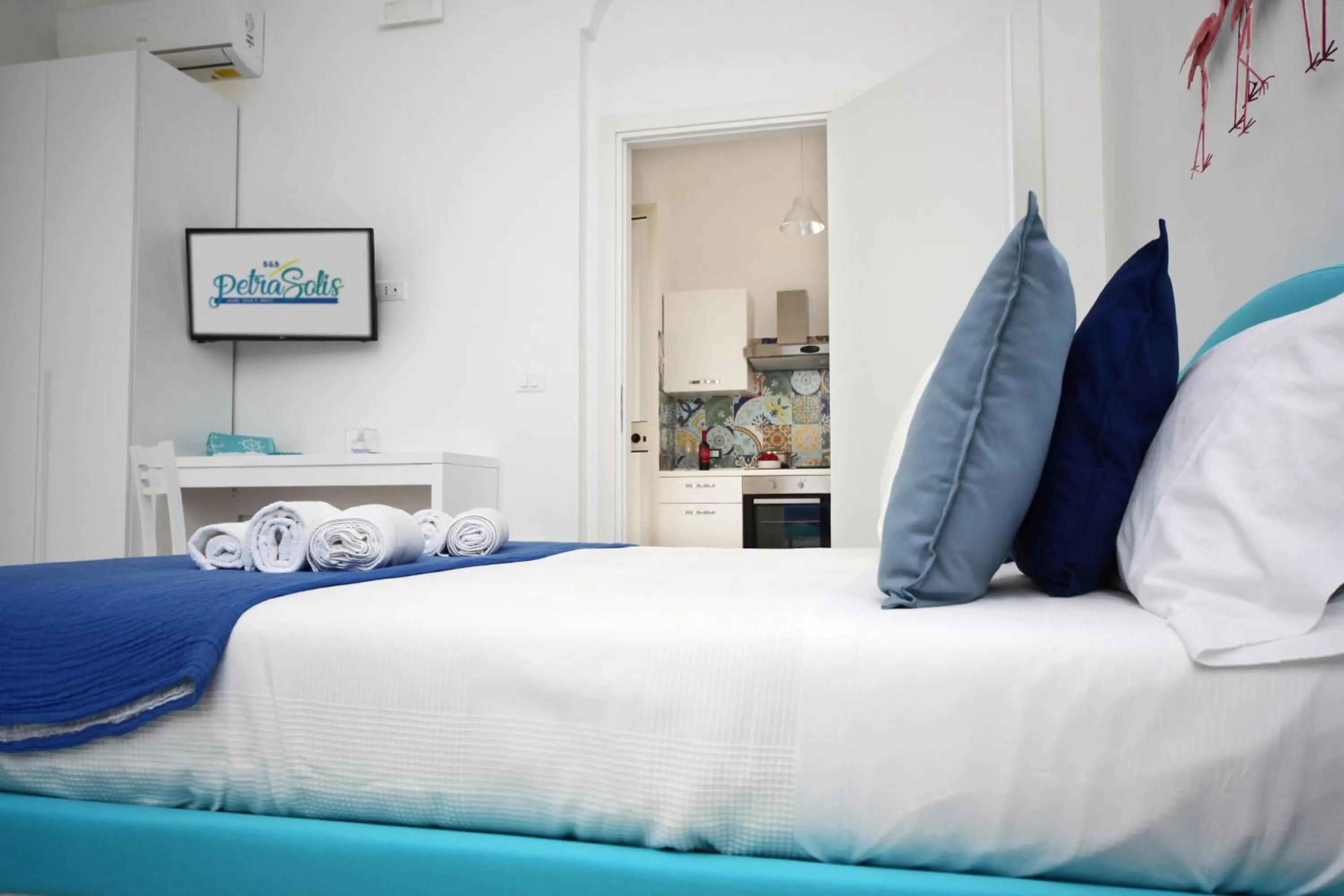 Bed in Petra Solis by Jdvacanze