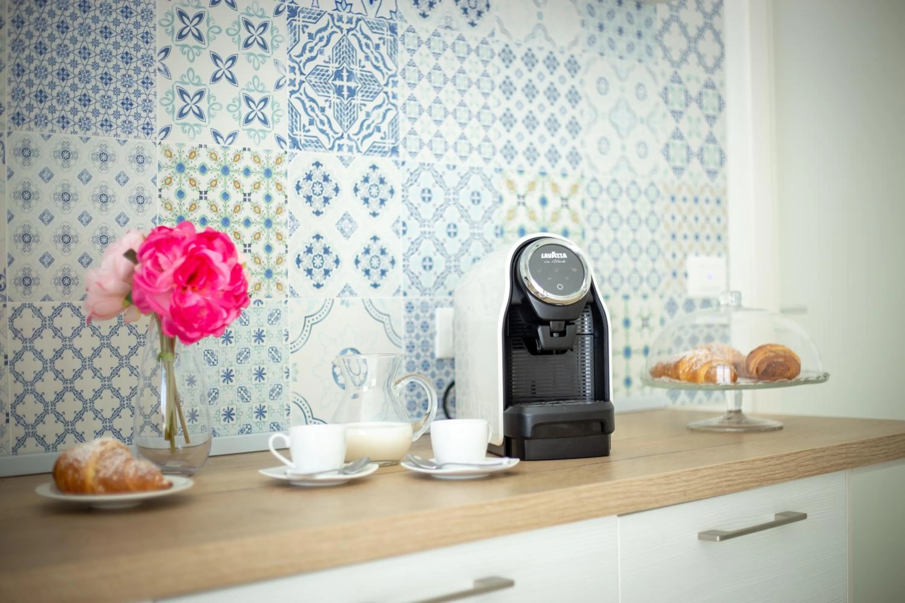 Coffee/tea facilities in Petra Solis by Jdvacanze