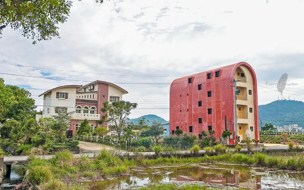 Property building in Remis villa