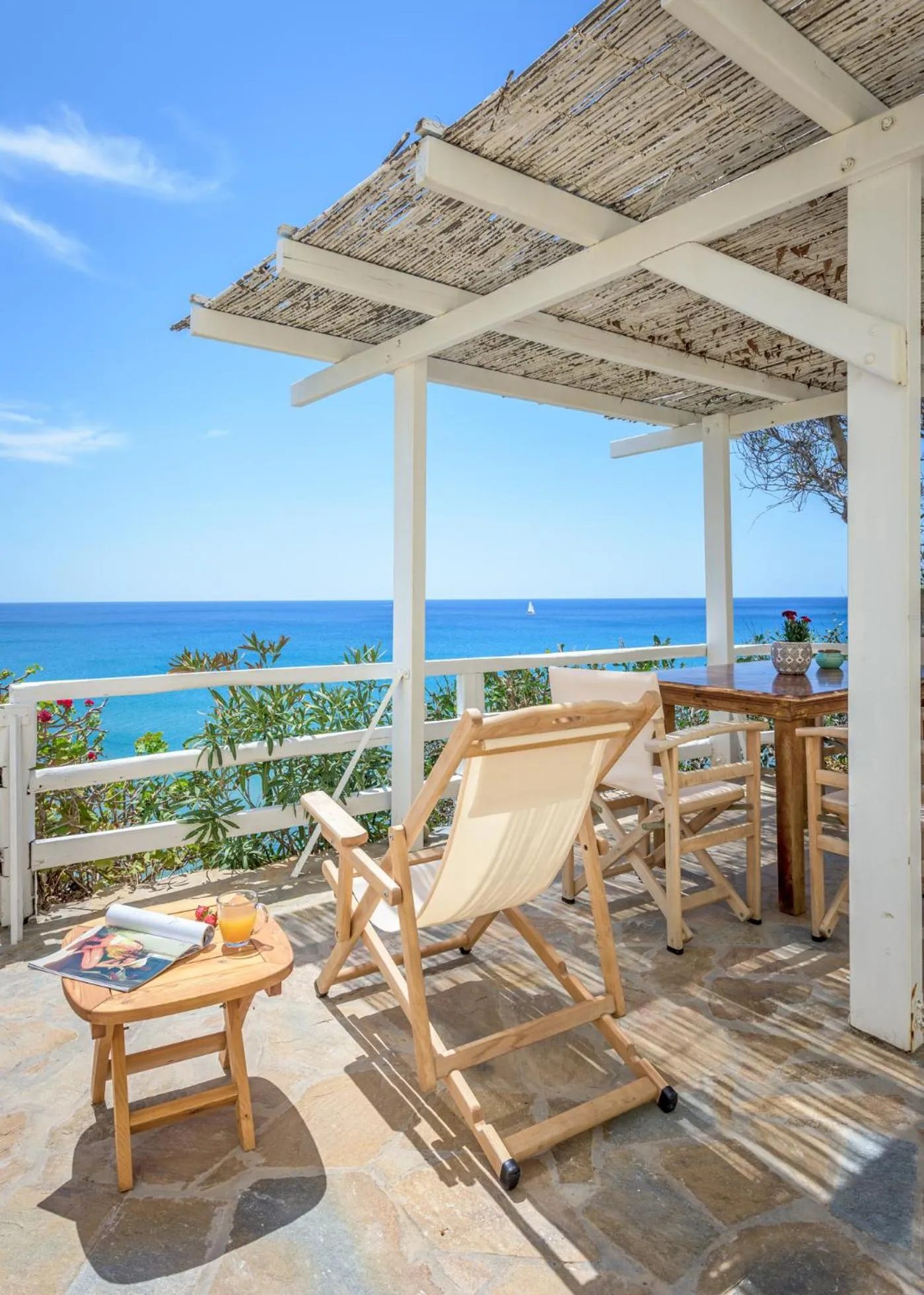 Giourgas Studios & Apartments