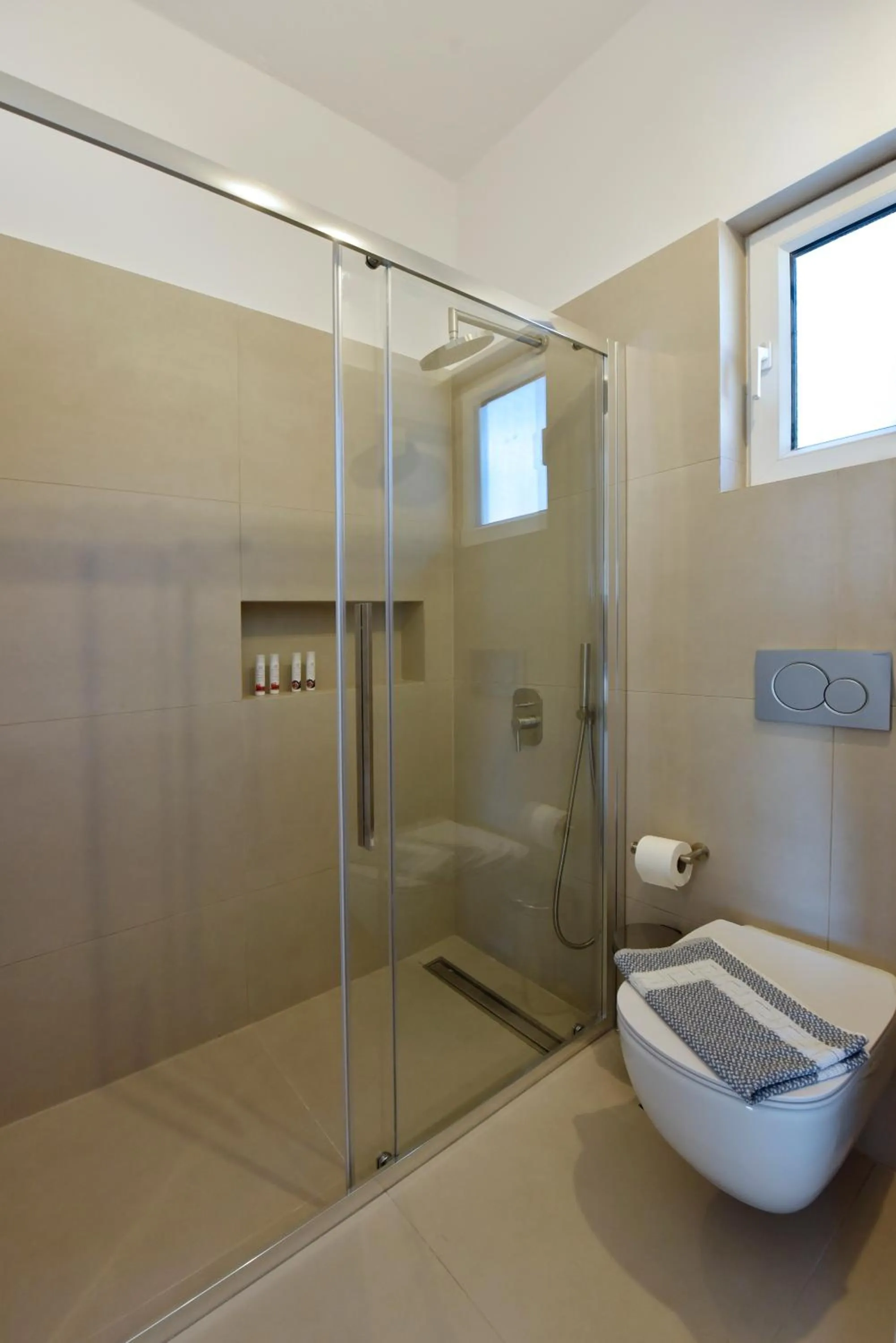 Giourgas Studios & Apartments