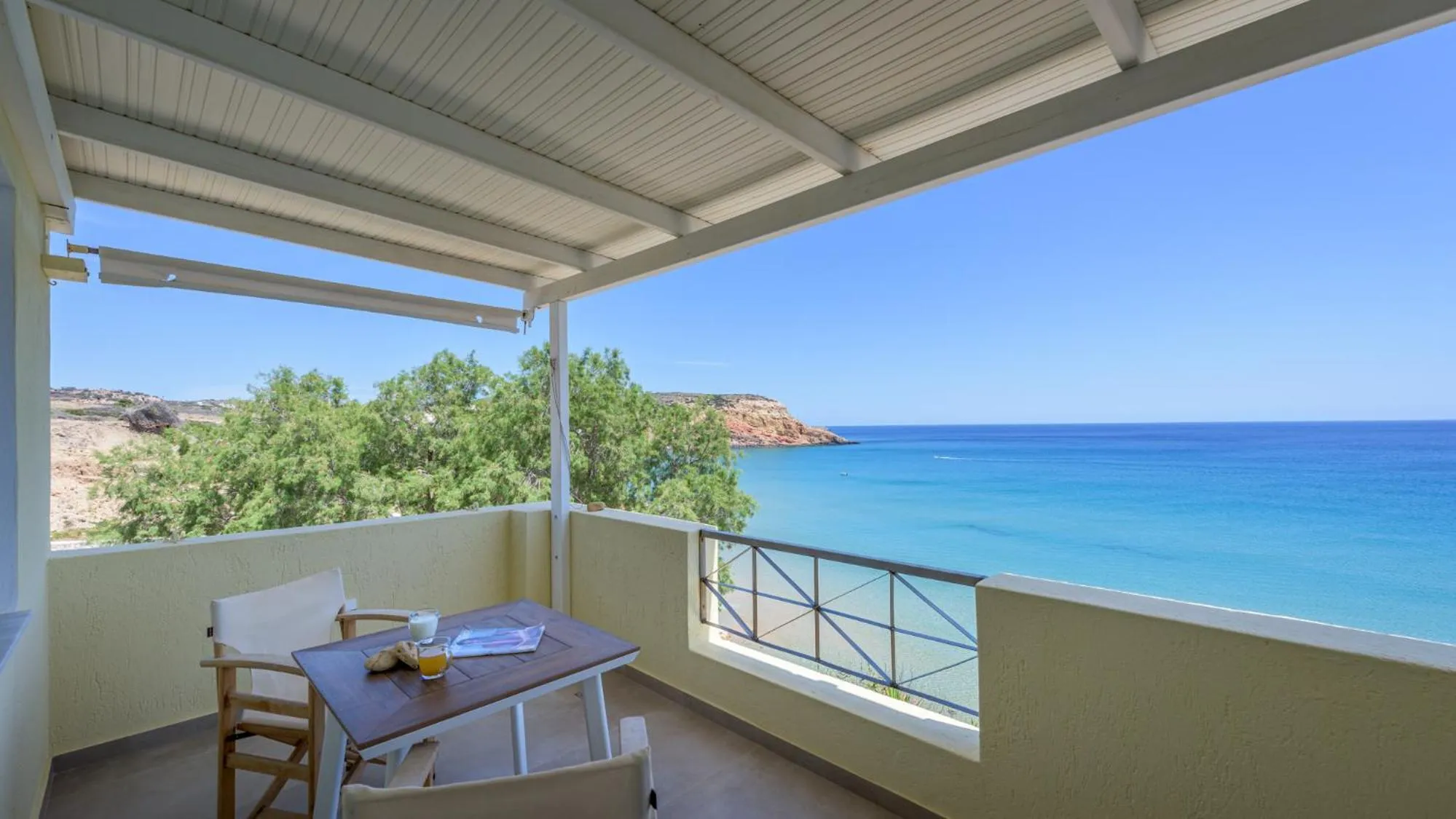 Giourgas Studios & Apartments