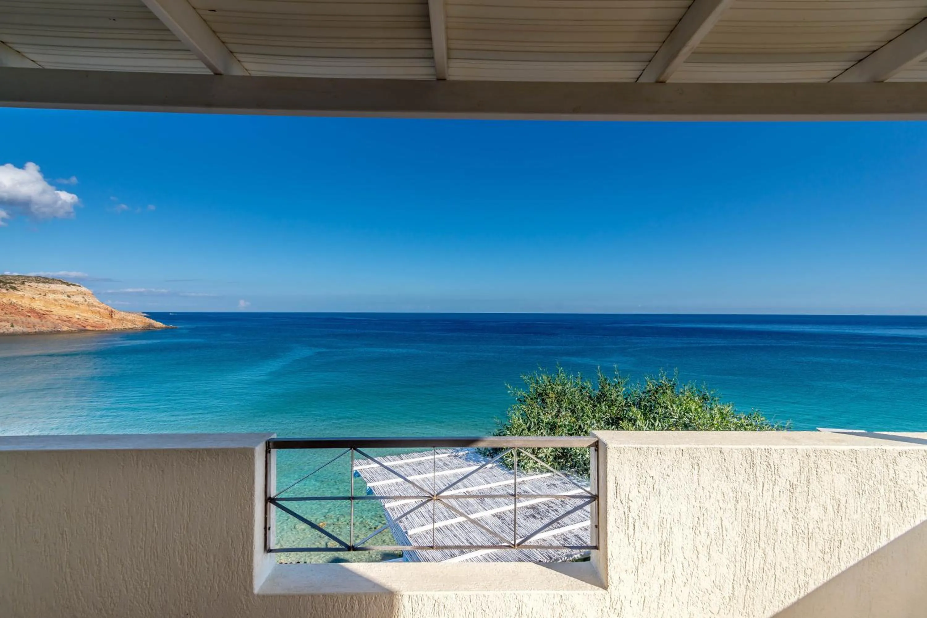 Giourgas Studios & Apartments