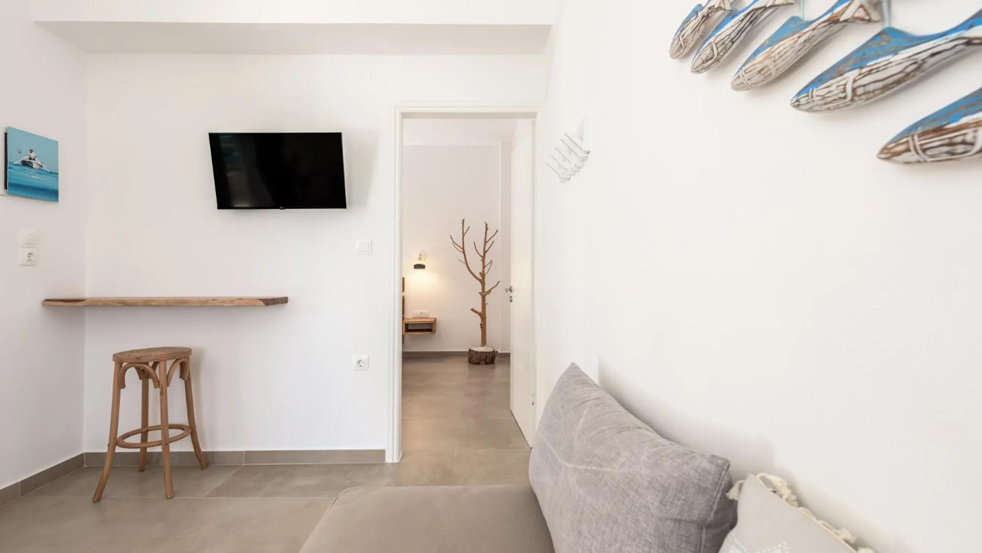 Giourgas Studios & Apartments