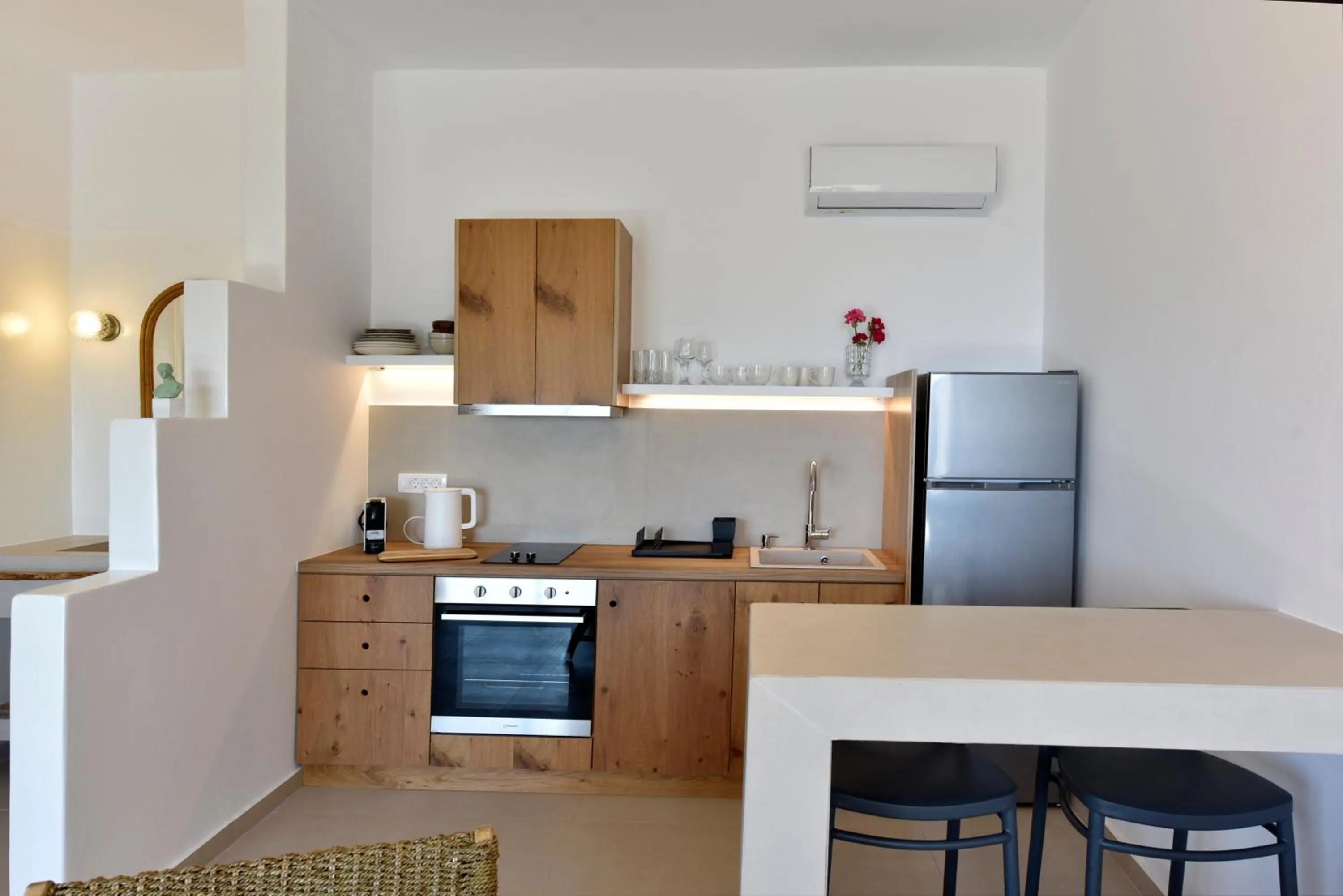 Giourgas Studios & Apartments