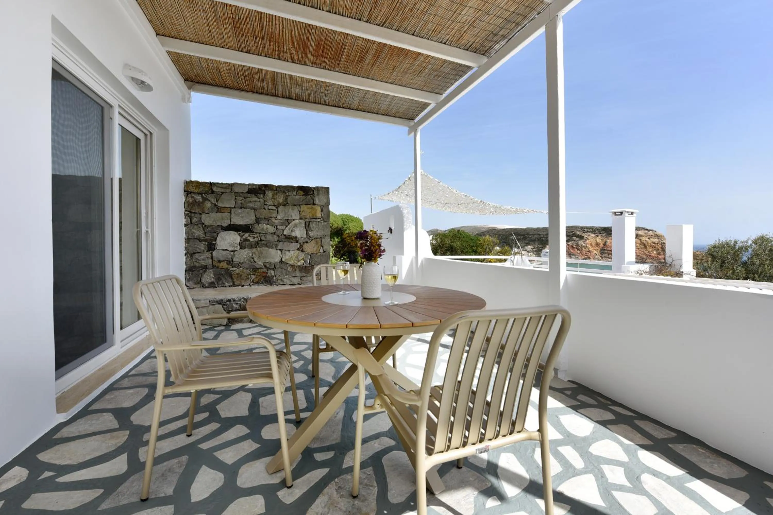 Giourgas Studios & Apartments