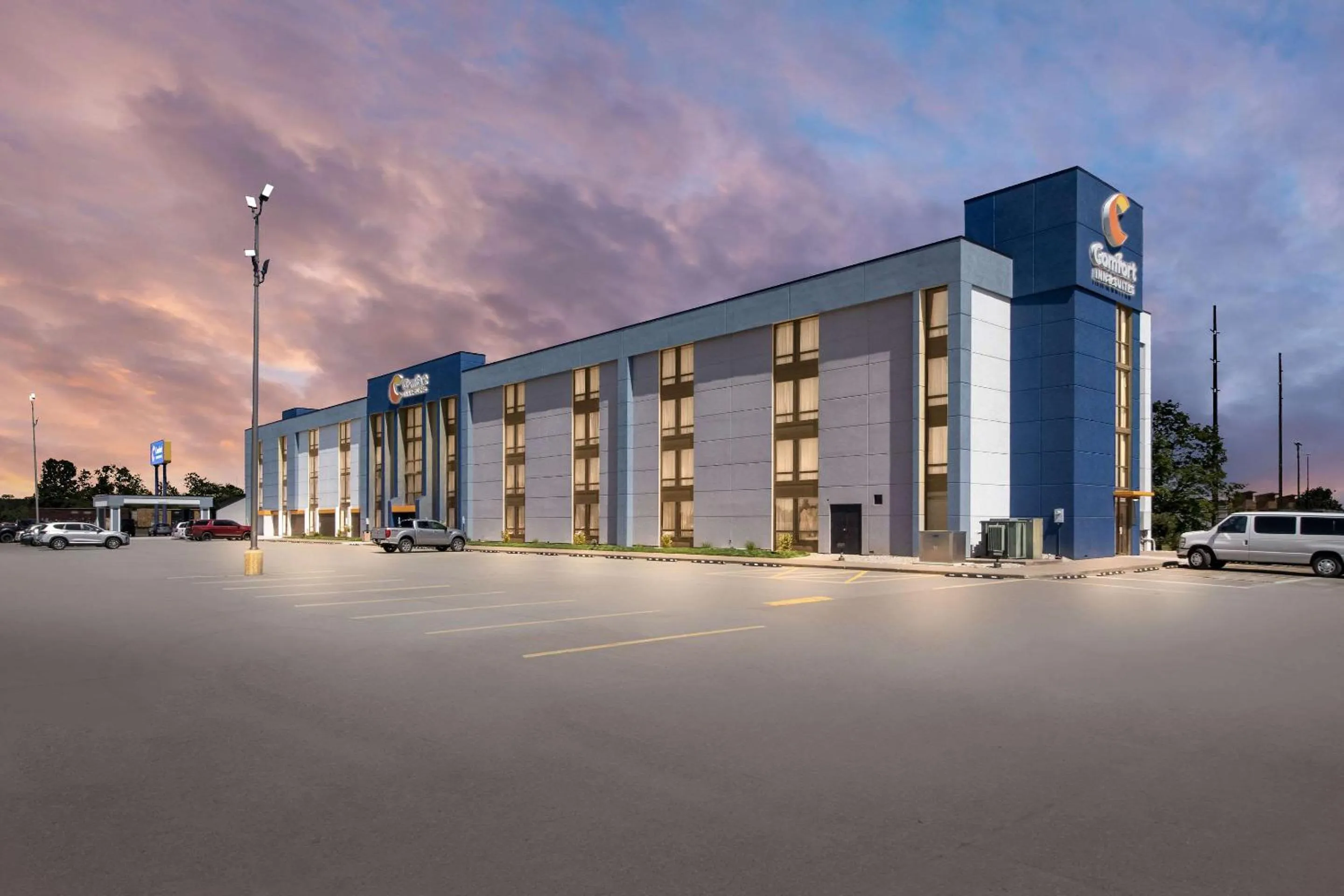 Property building in Comfort Inn & Suites Evansville Airport