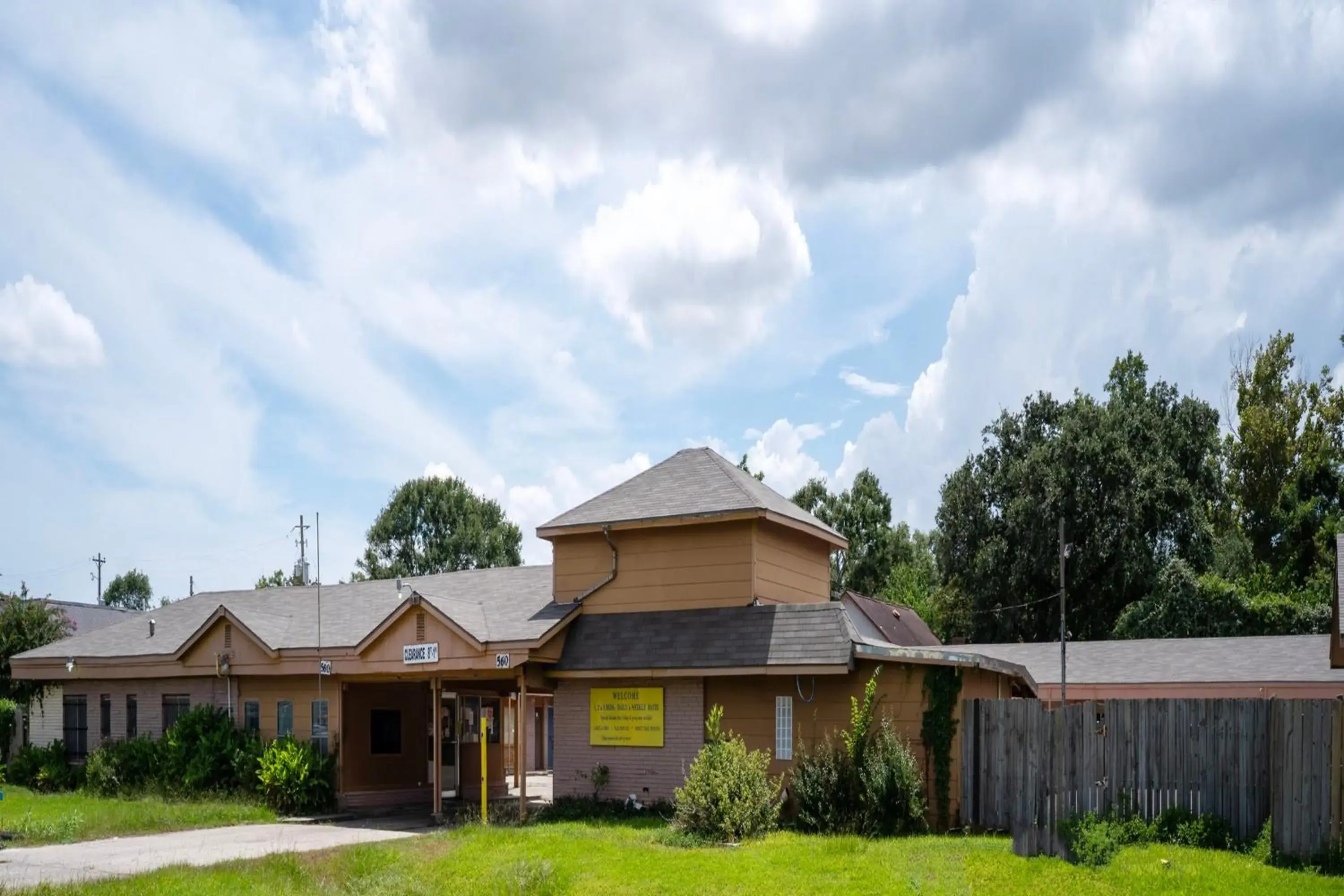 Capital O Parker Motel Clute Jackson Tx 332 Capital O Parker Motel Clute Jackson Tx 332