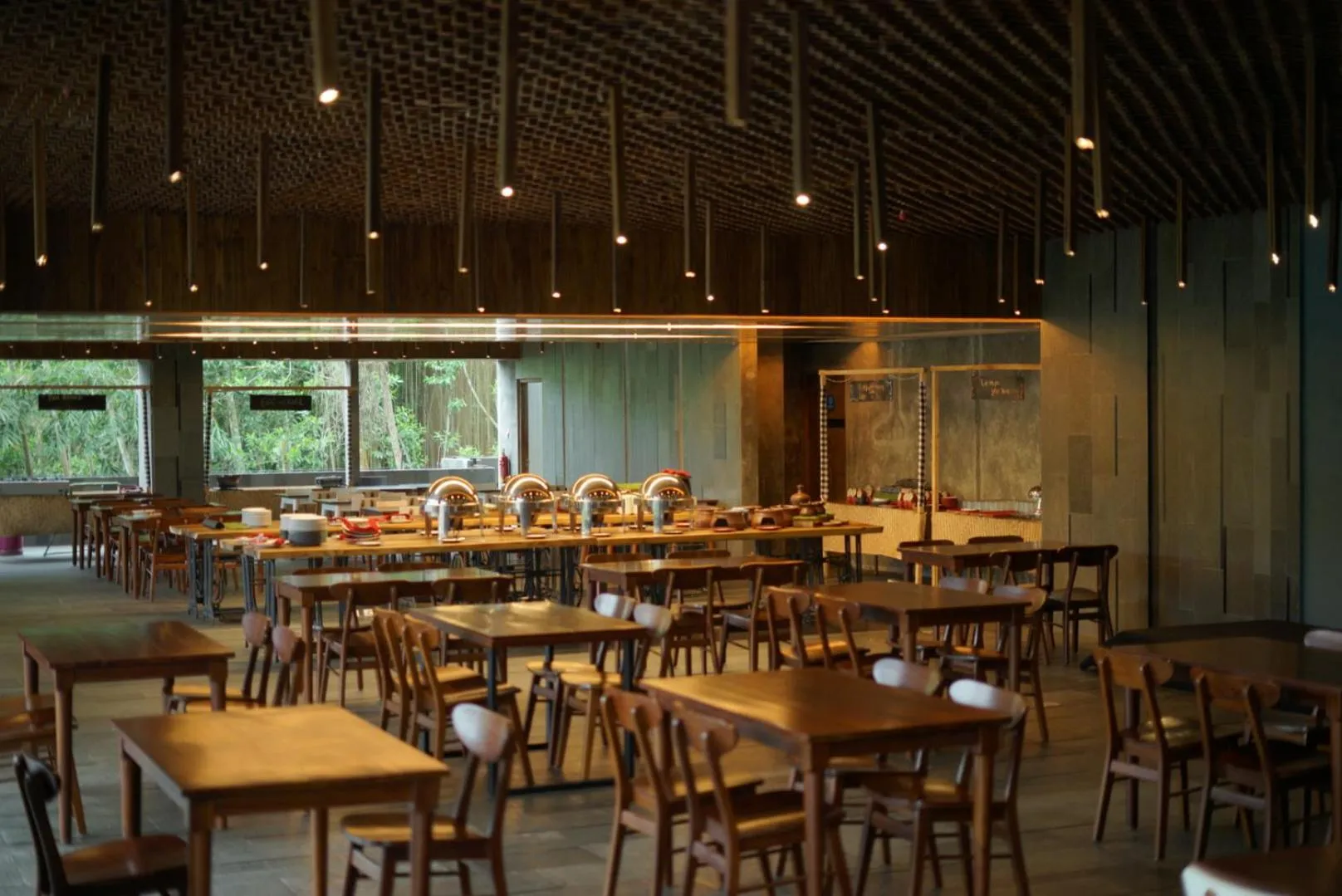 Restaurant/places to eat in Hotel Dafam Wonosobo