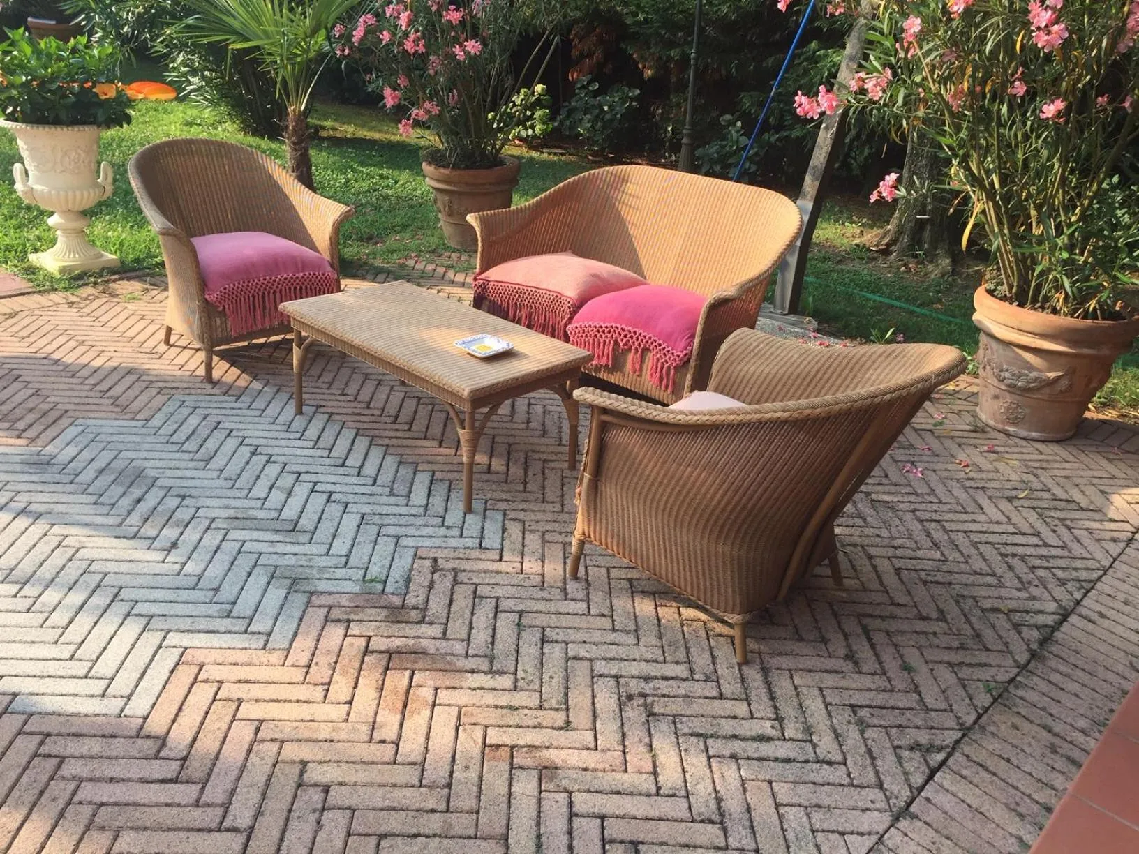 Patio in B&B Villa delle Palme