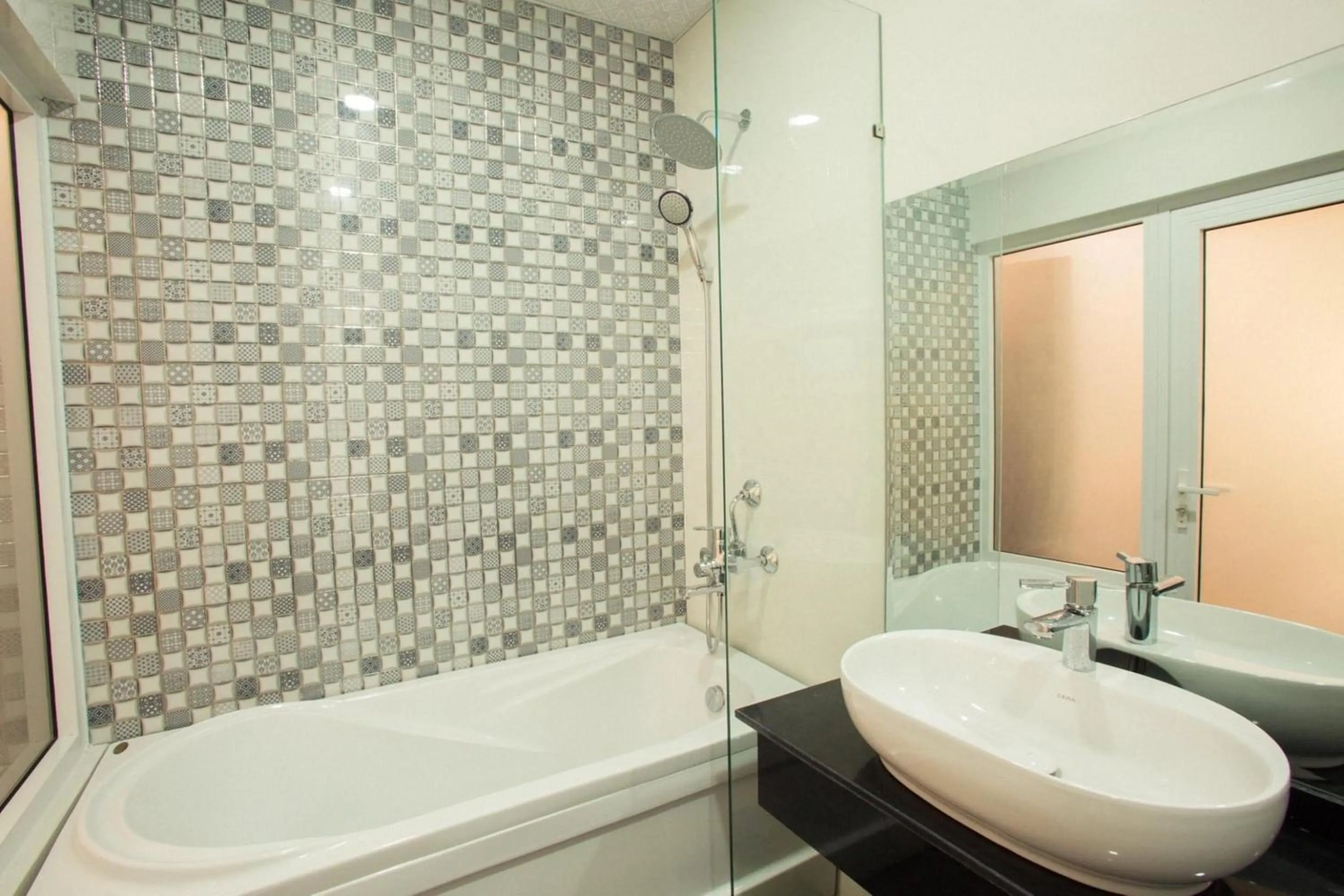 Toilet in Selima Hotel