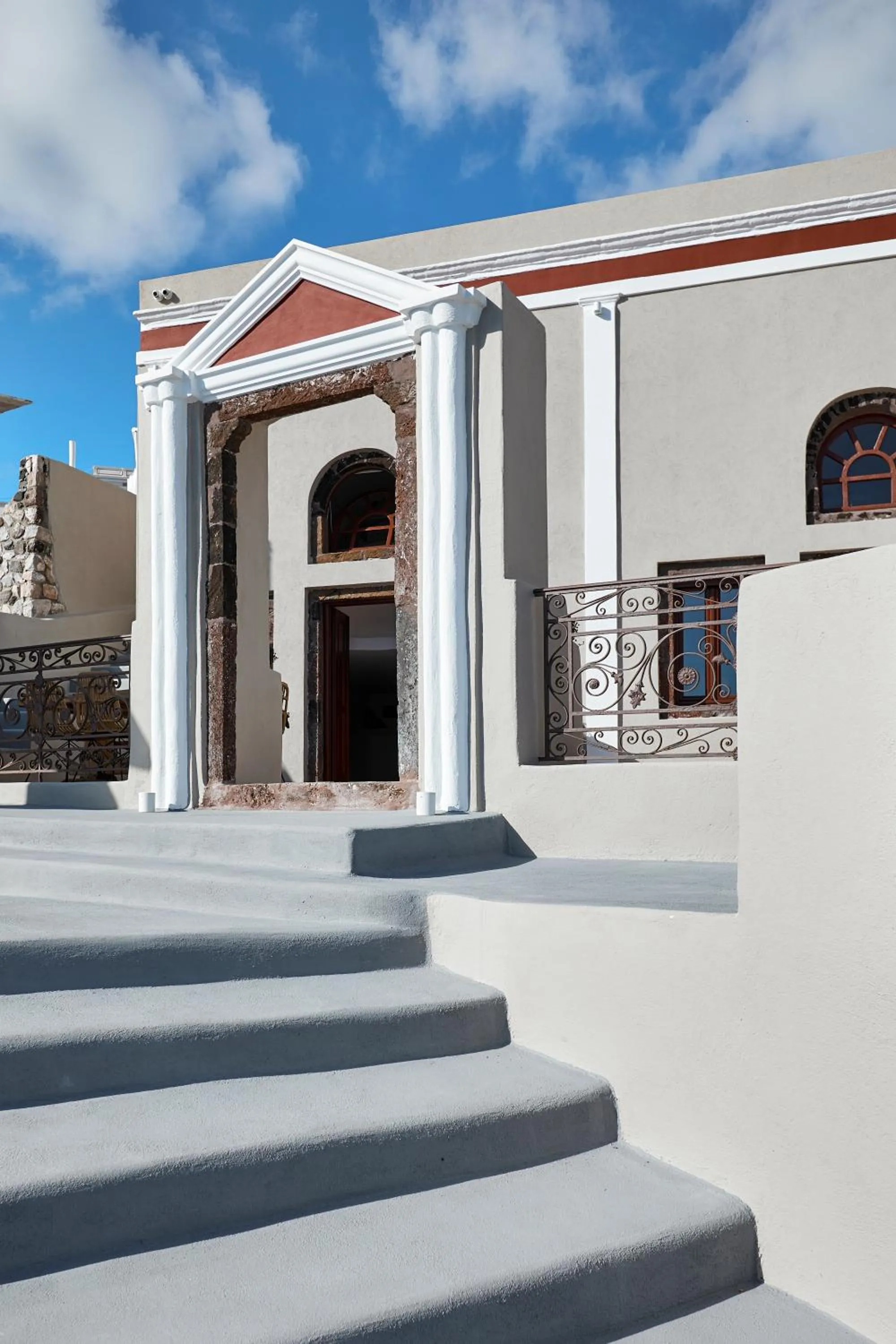 Facade/entrance in Nano Suites