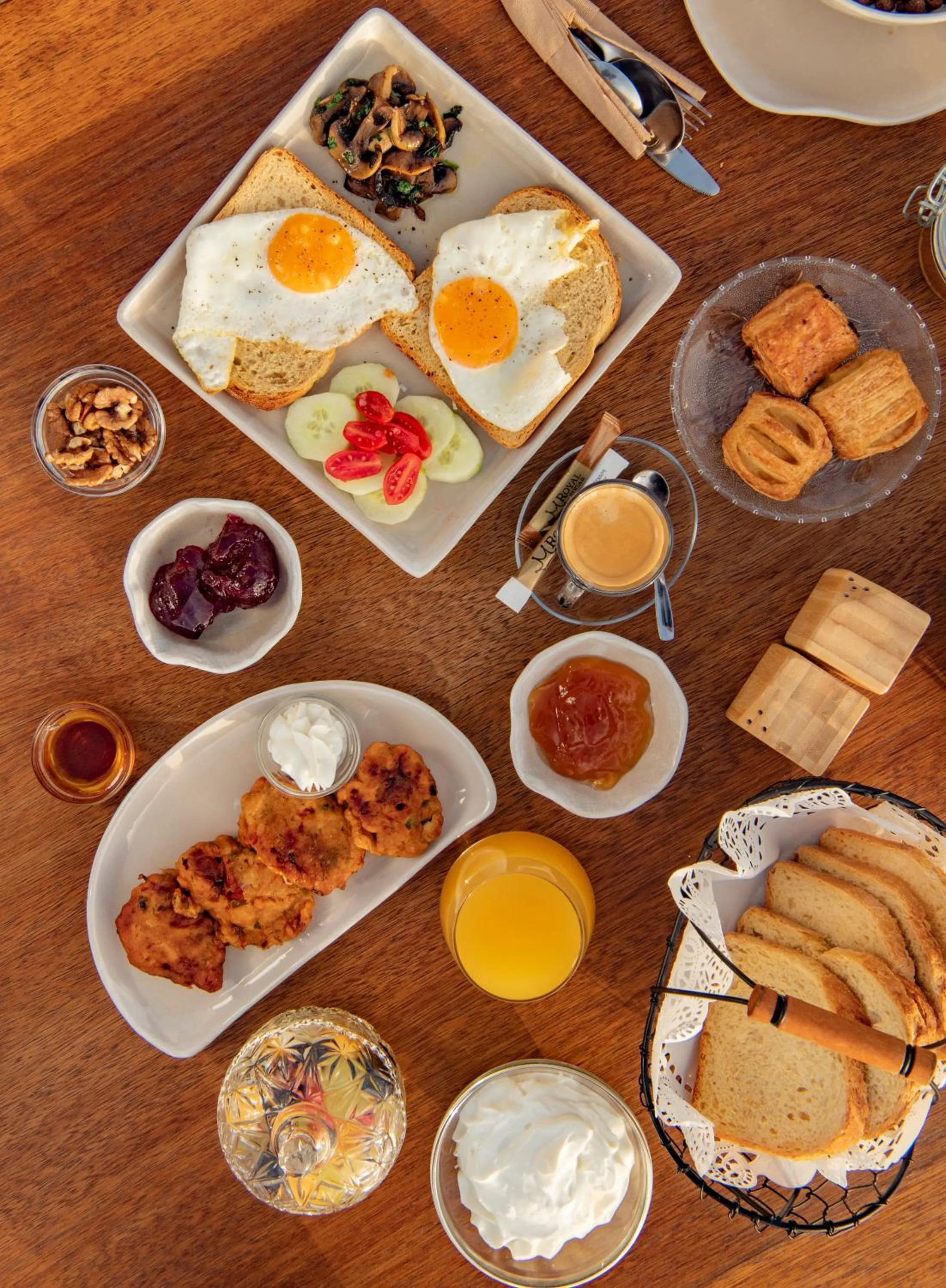 Continental breakfast in Nano Suites