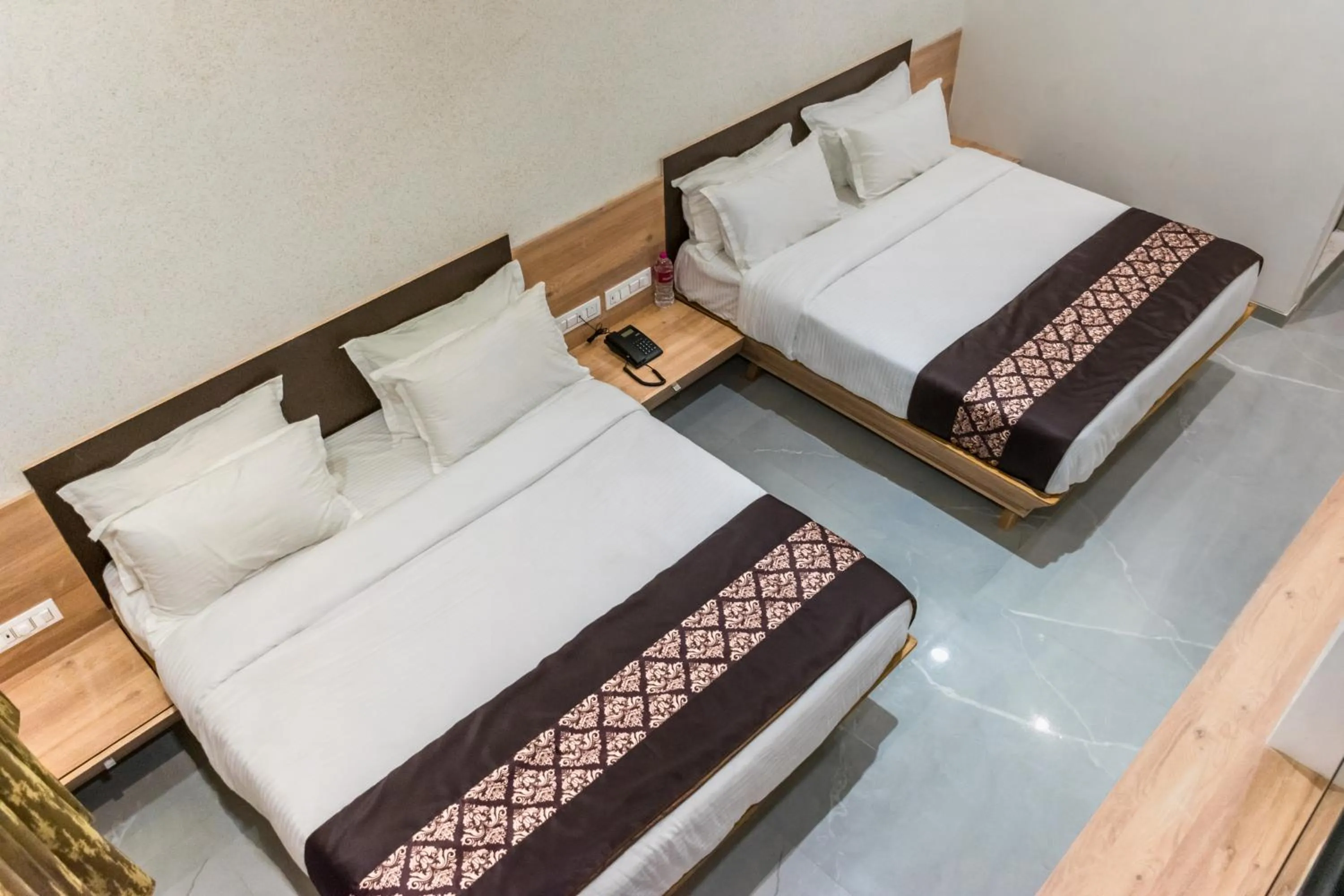 Bedroom, Bed in Meridian Hotel & Banquet