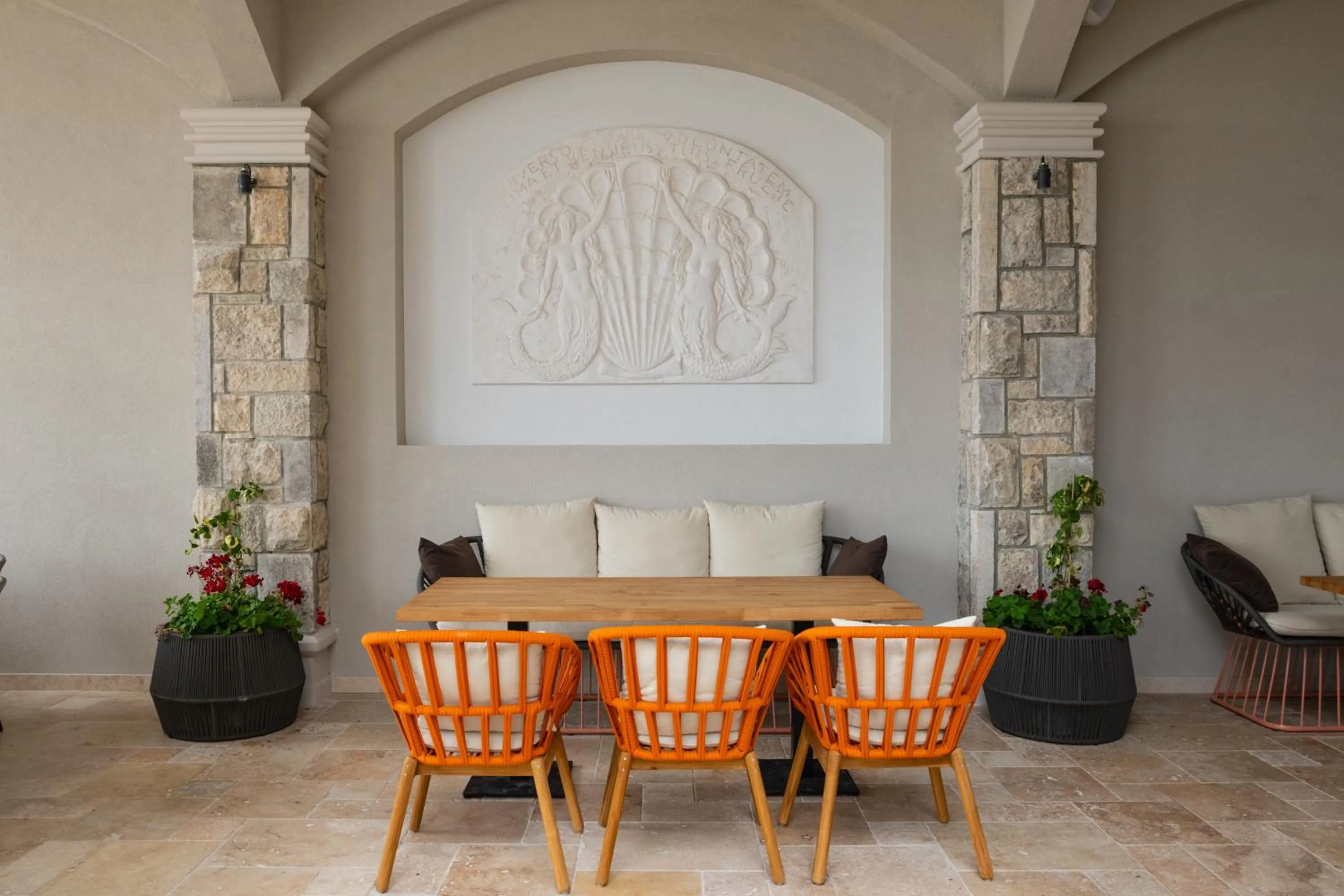 Restaurant/places to eat in Villa Chinka by Astor Garden Hotel - Adults Only