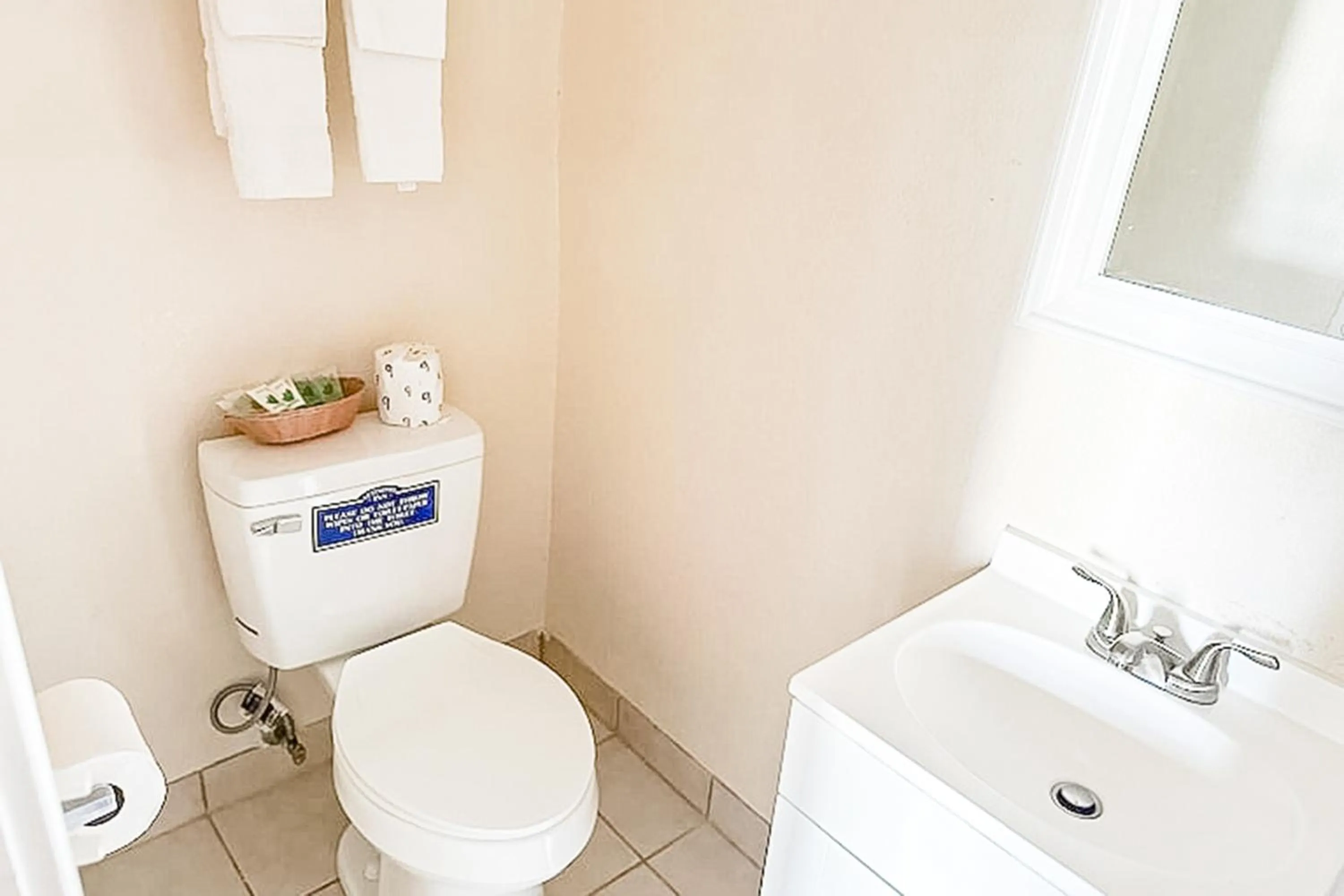 Bathroom in Economy Inn By OYO, Lamesa TX