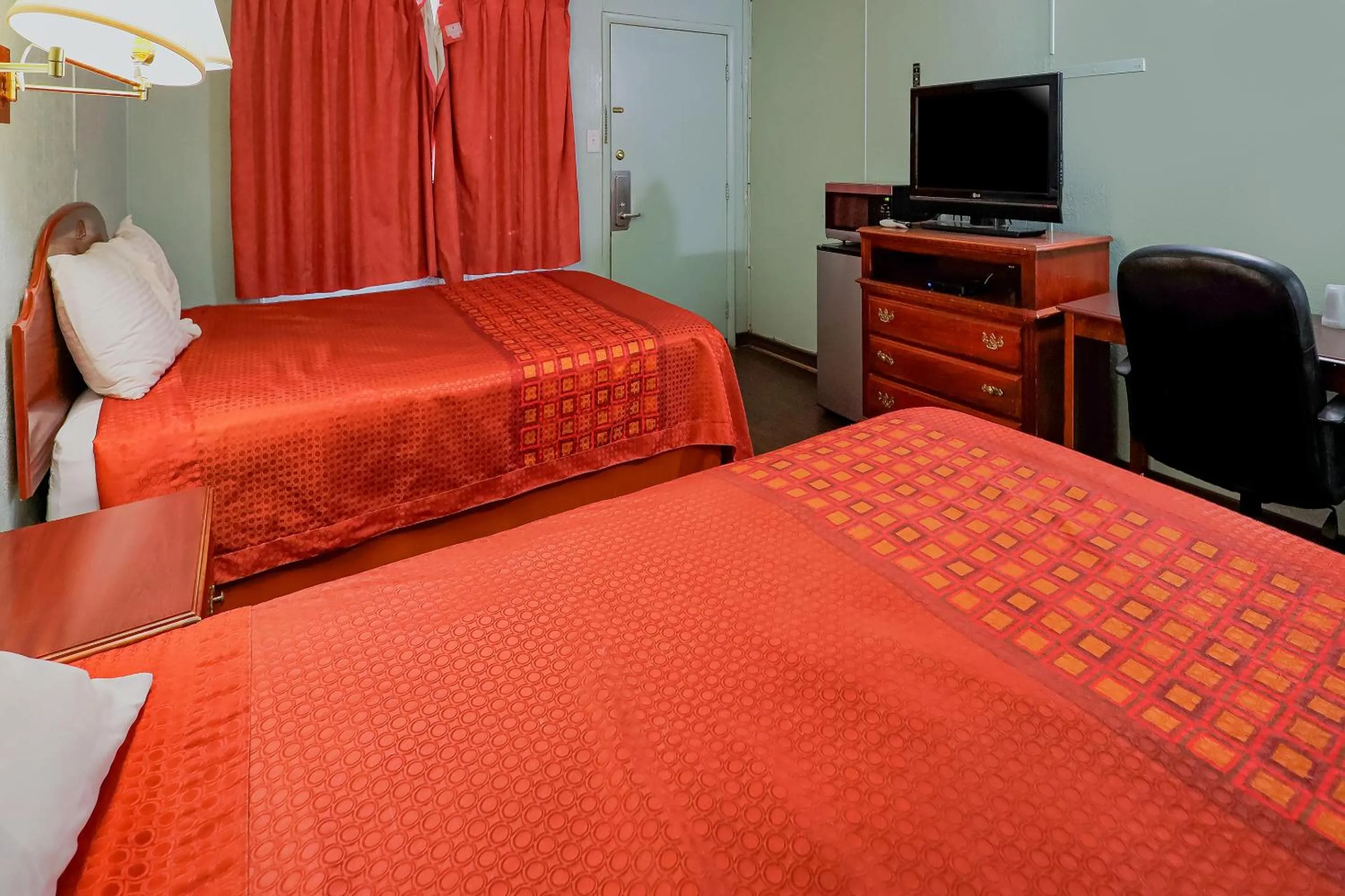 Bedroom, Bed in Route 66 Inn of Santa Rosa, NM