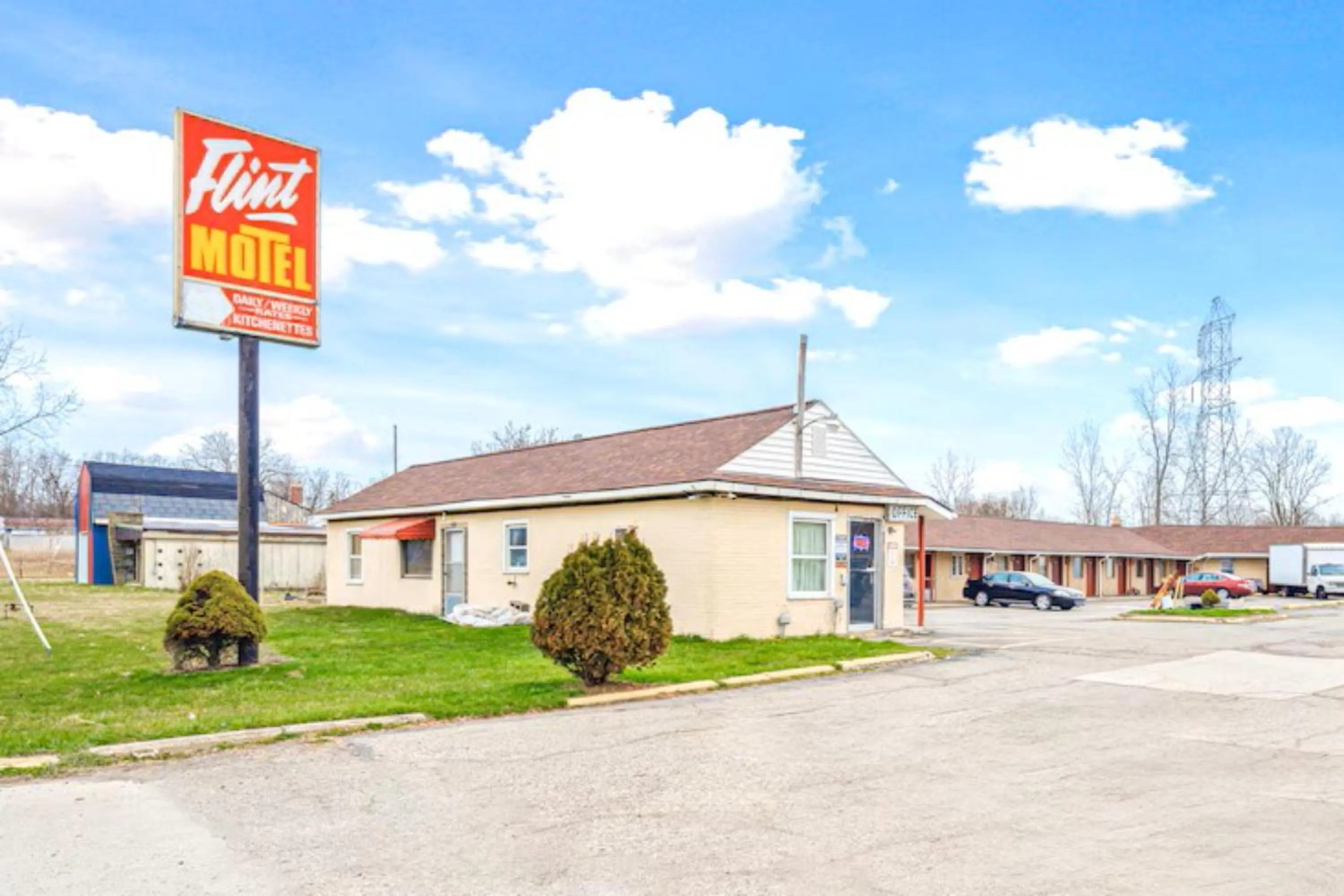 Flint Motel by OYO MI Near I-475