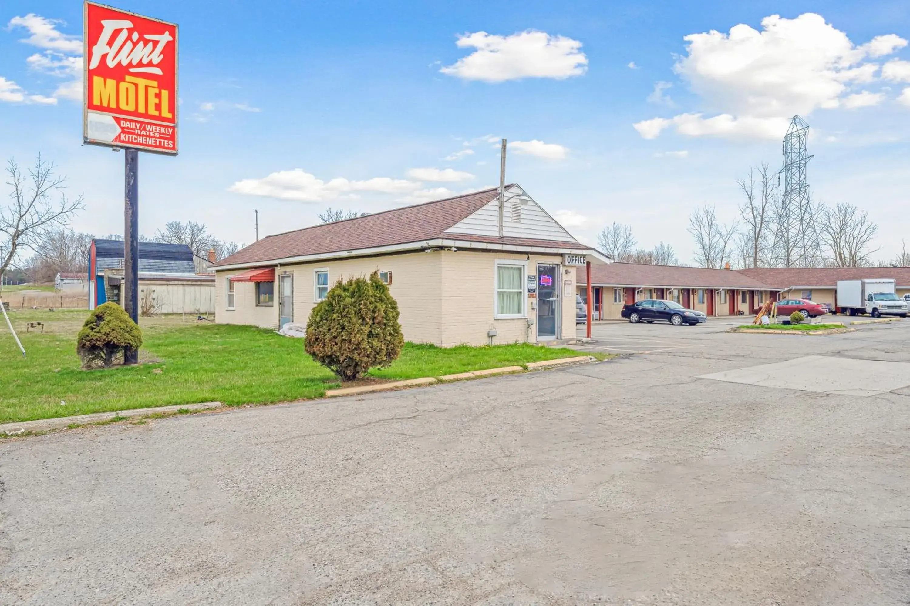 Flint Motel by OYO MI Near I-475 Flint Motel by OYO MI Near I-475