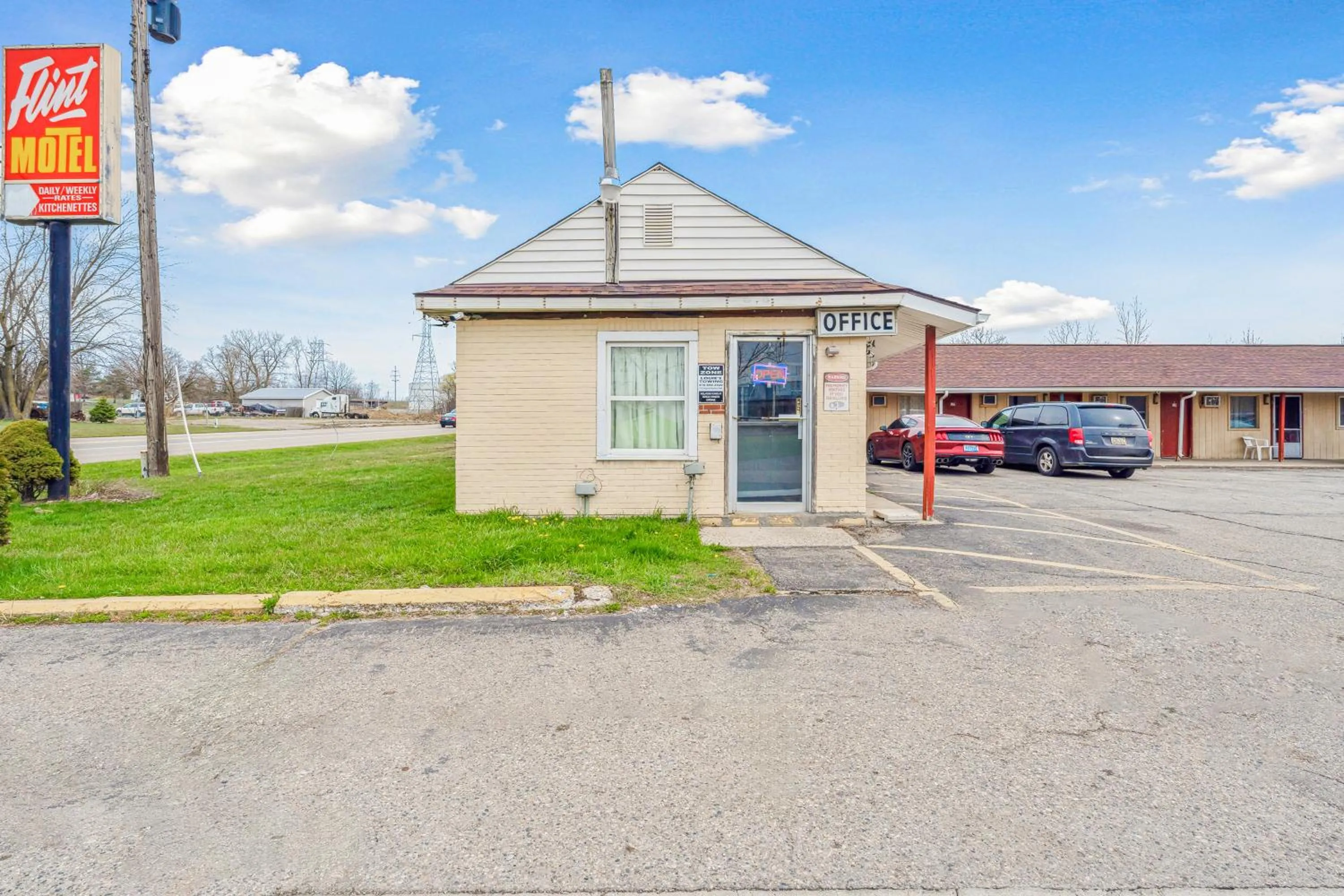 Property building in Flint Motel by OYO MI Near I-475