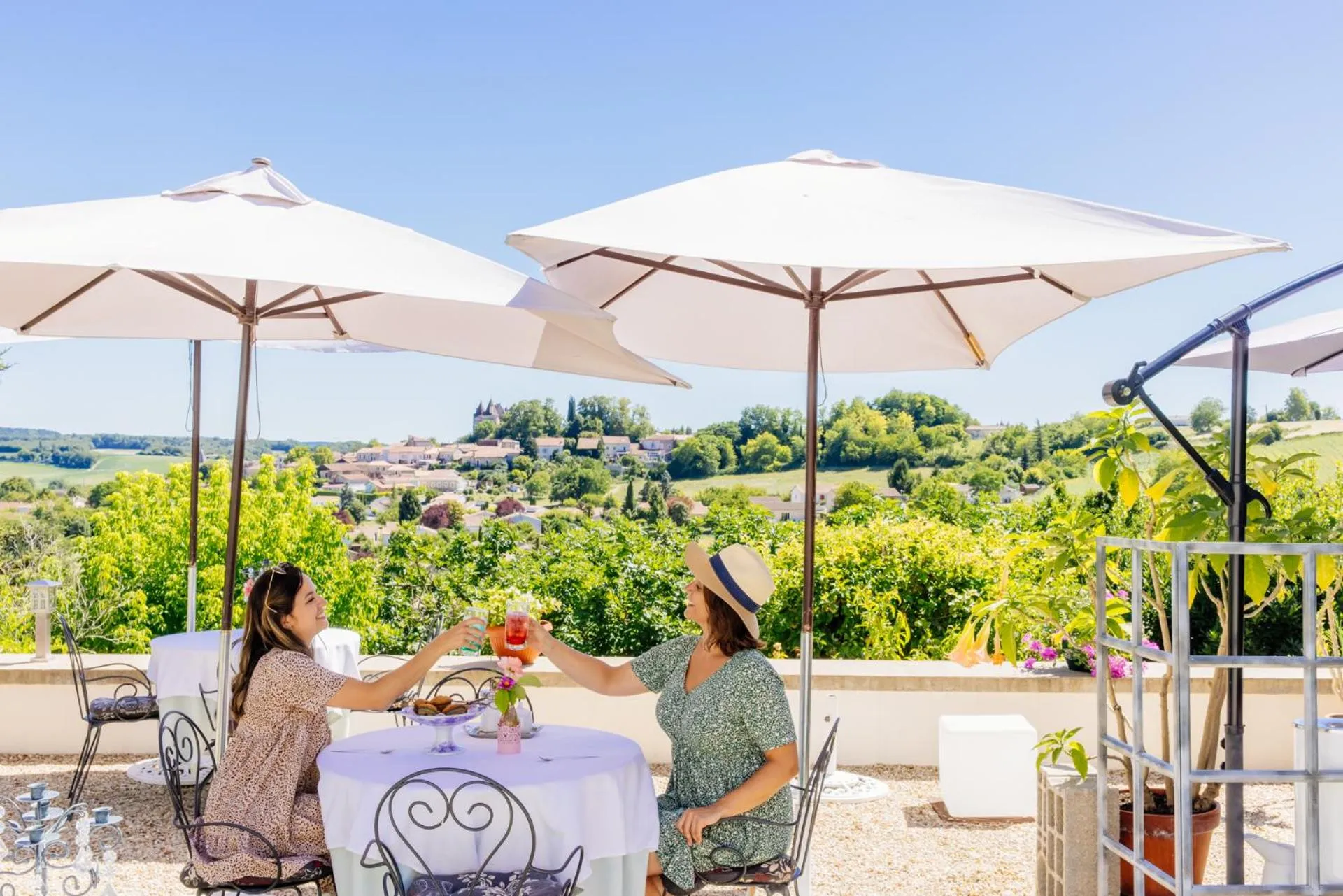 Patio in MONTISMAURELLI